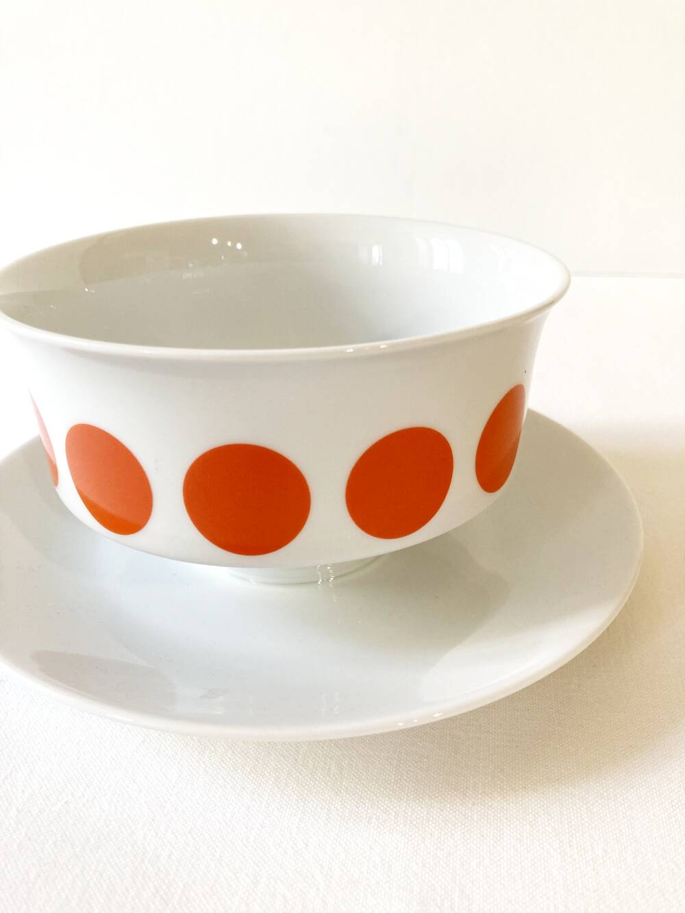 Schirnding Bavaria porcelain sauce boat with orange dots, 1970s