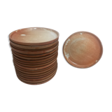 Service 18 assiettes plates en grès artisanal années 60