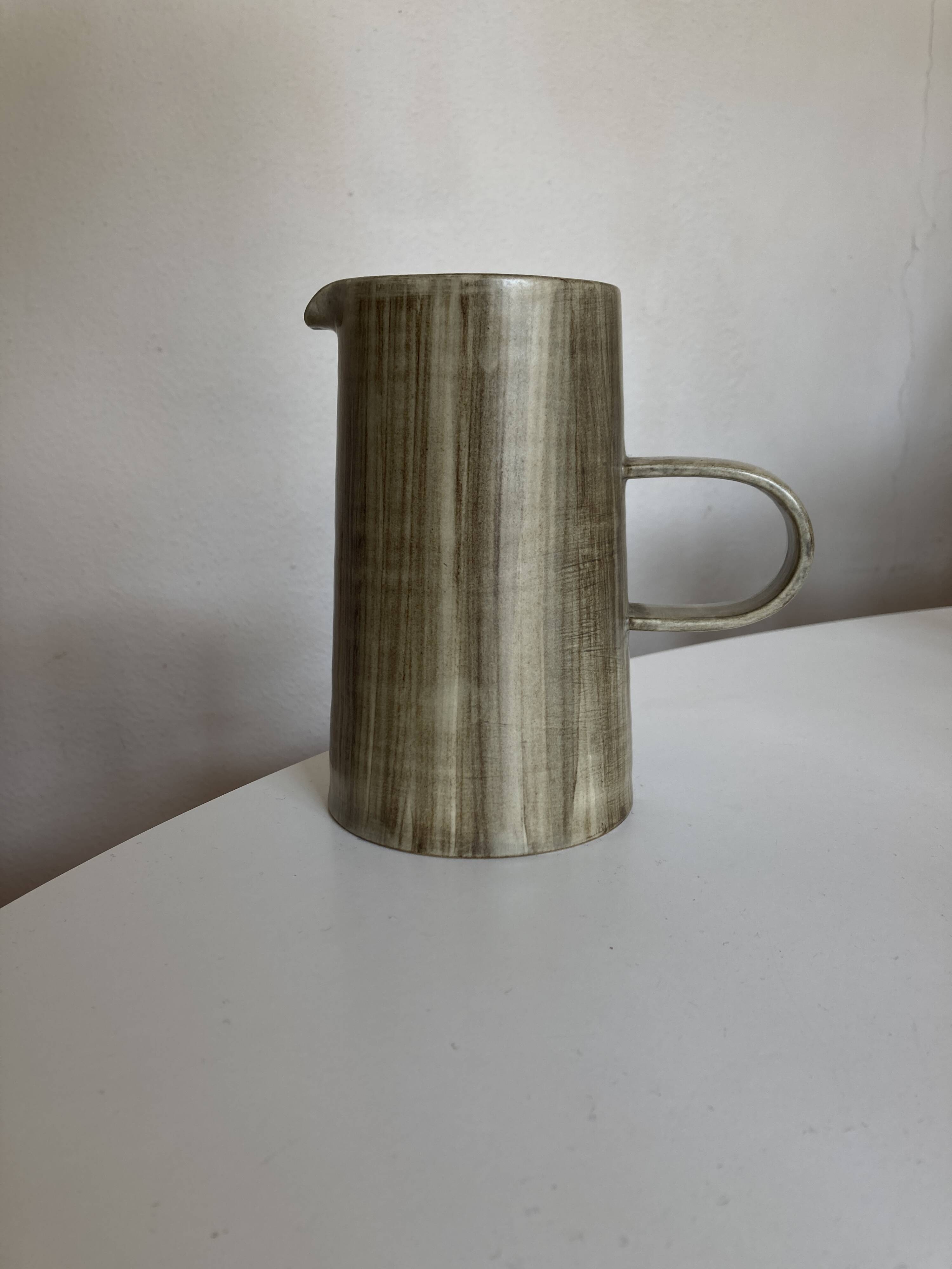 Pottery pitcher vase faux wood decor 1970 to identify