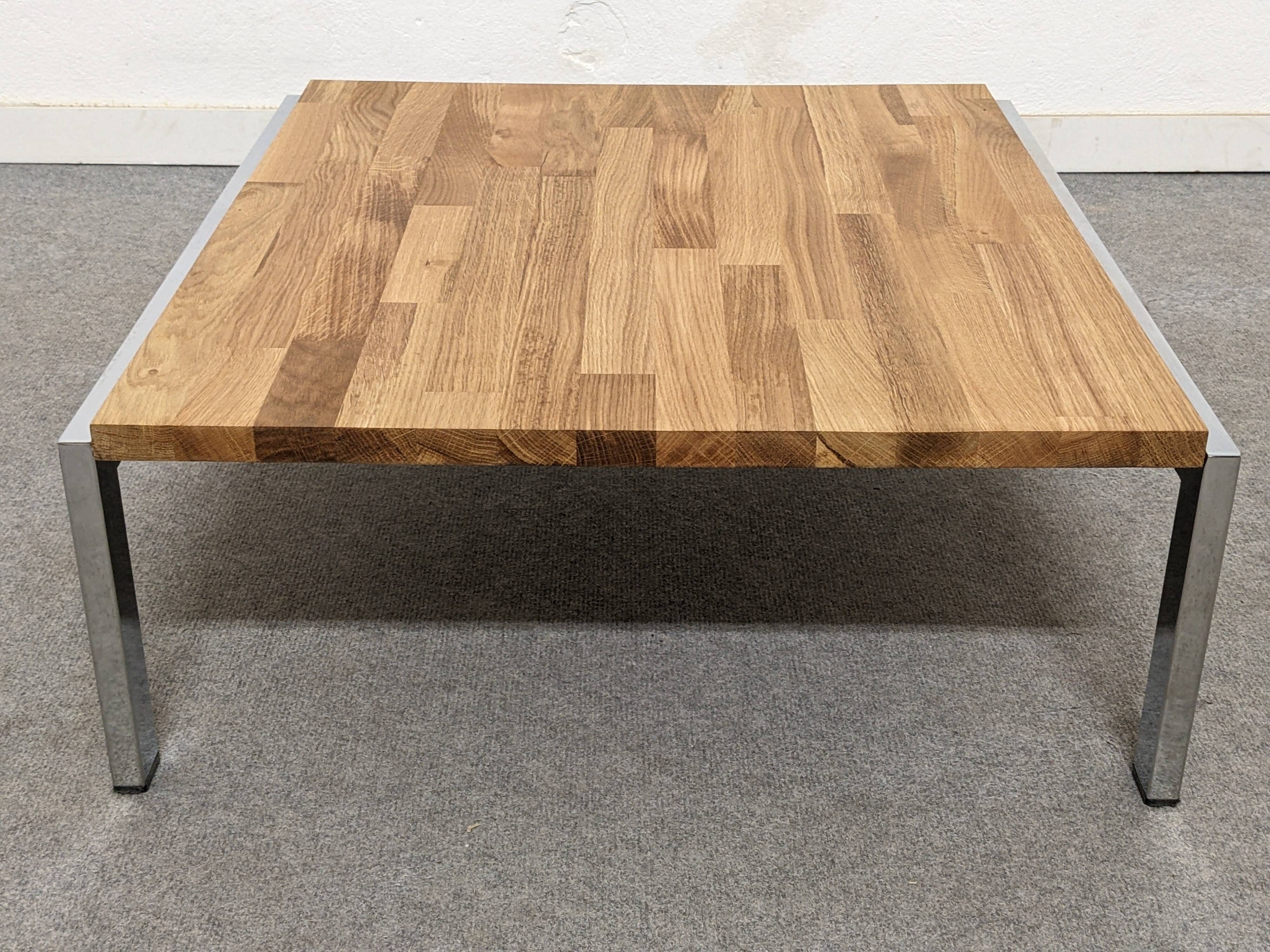 Coffee table or side table in solid oak, France around 1970.