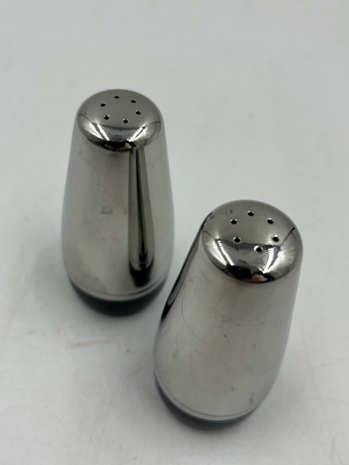 Alessi salt & pepper shaker duo
