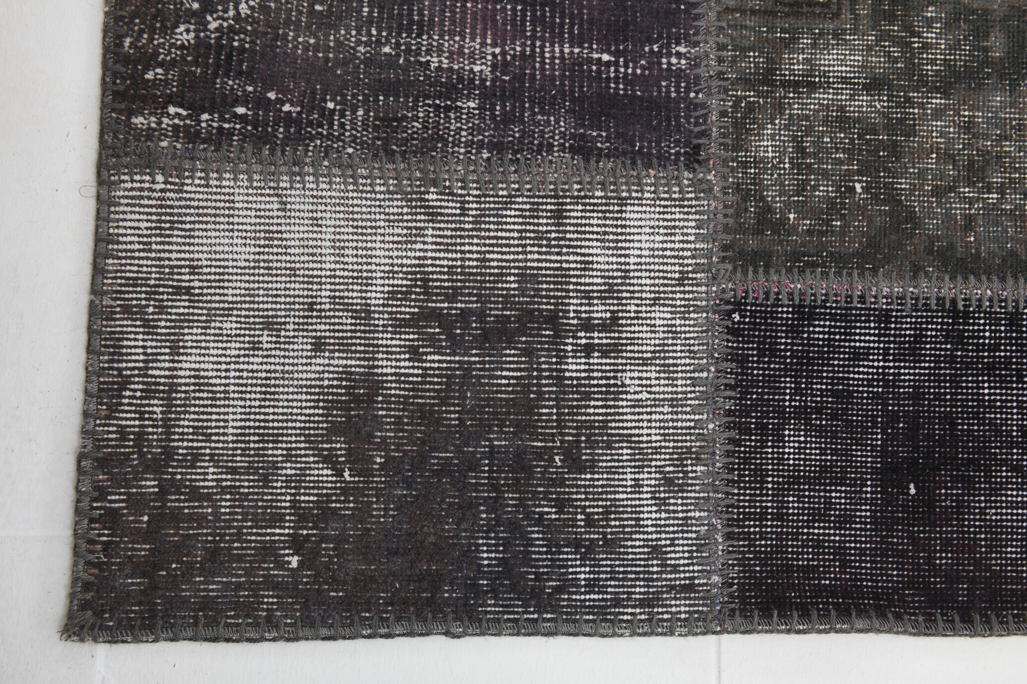 7x10 distressed black & gray vintage rug, 299x203cm