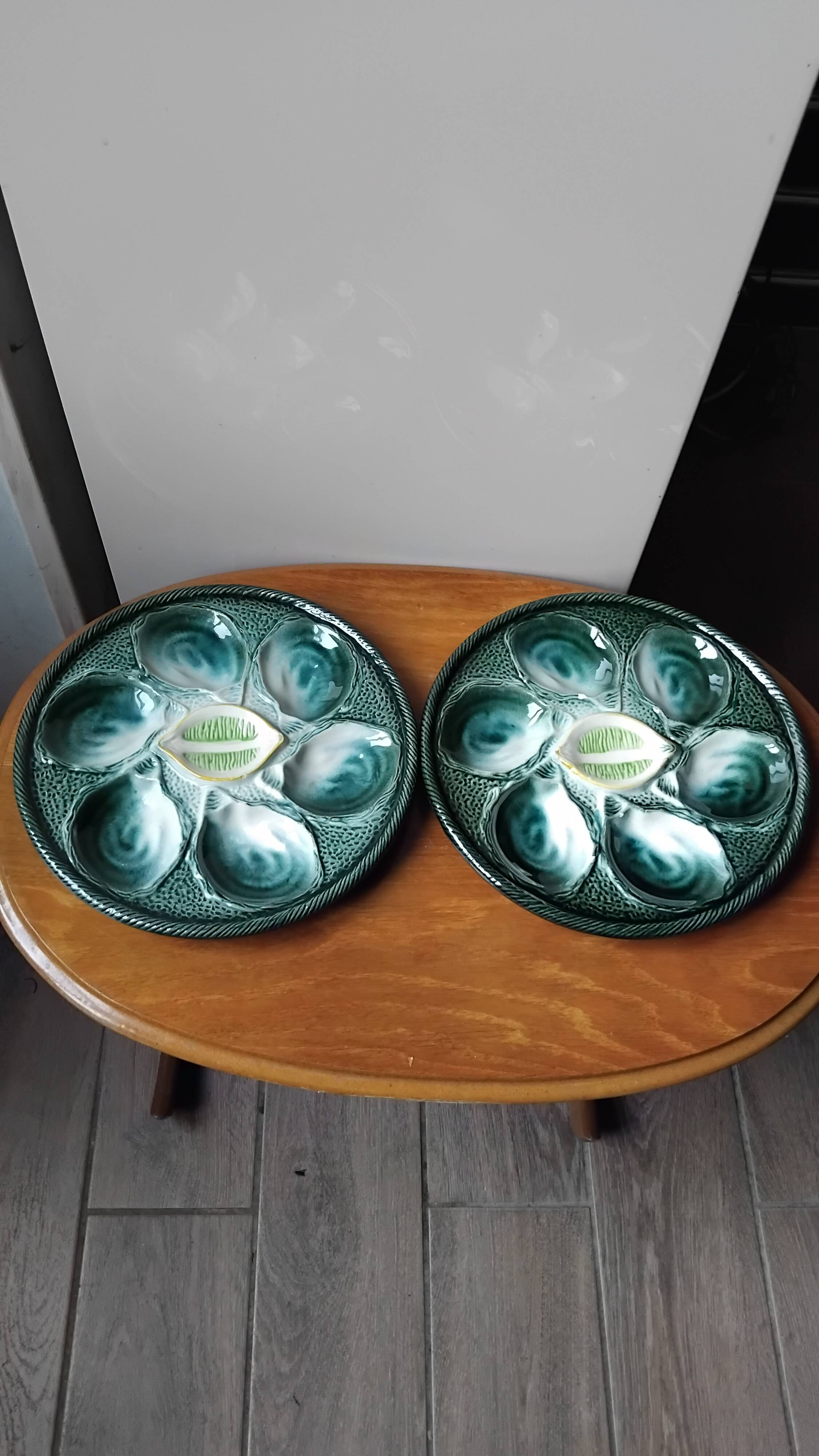 Set of Saint Clément oyster plates.