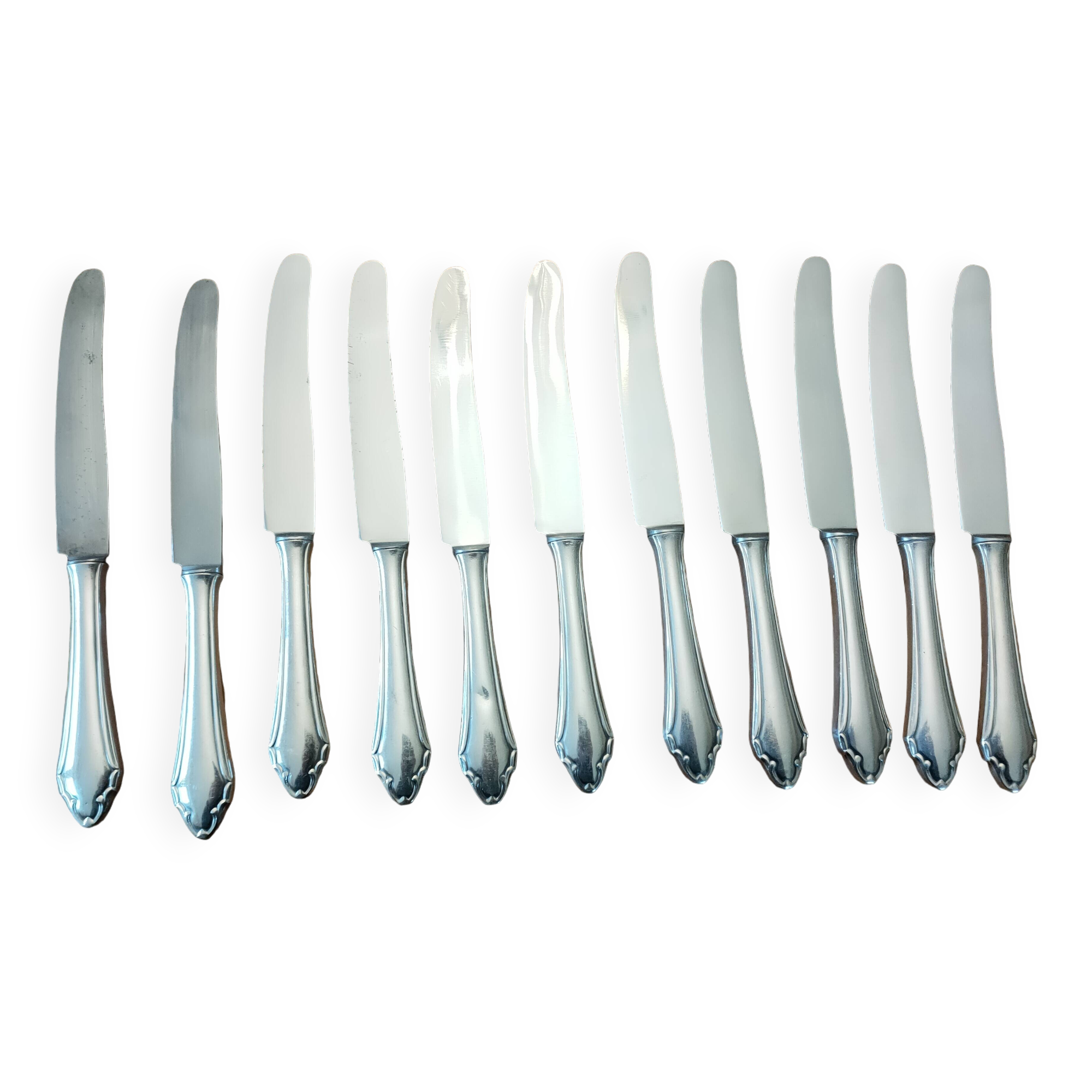set of 11 silver metal cutlery
