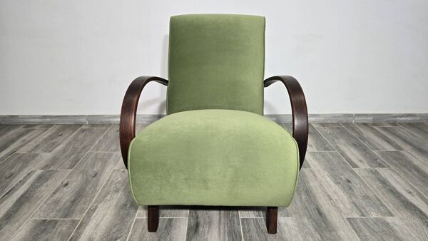 Fauteuil Art Déco par Jindrich Halabala, 1940s