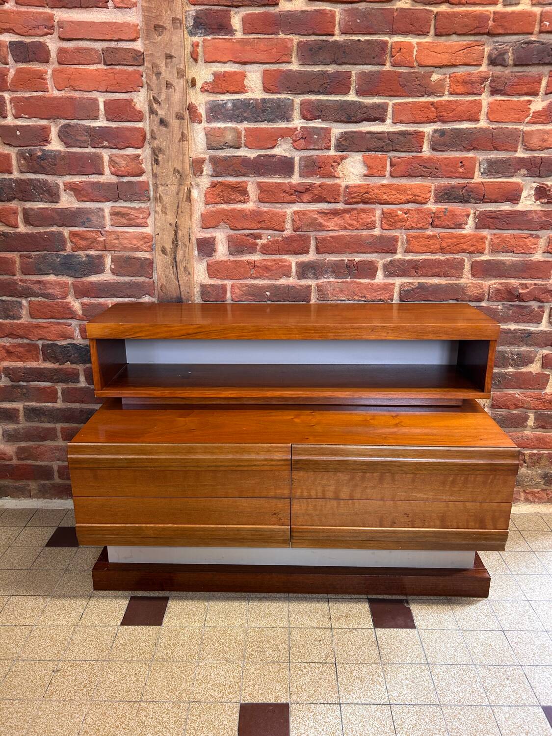 Pretty vintage Simat chest of drawers from the 70s