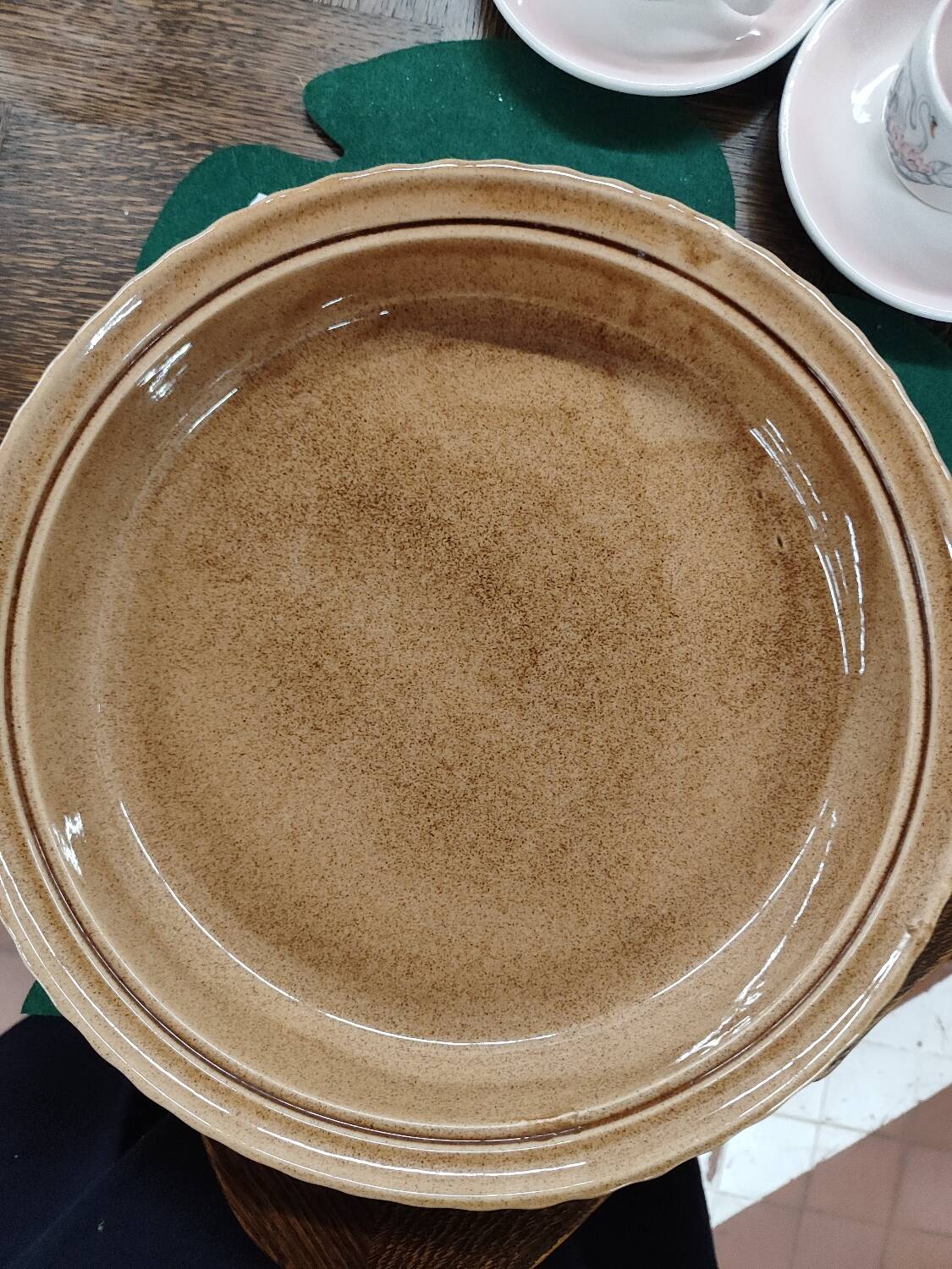 Plat à tarte en barbotine