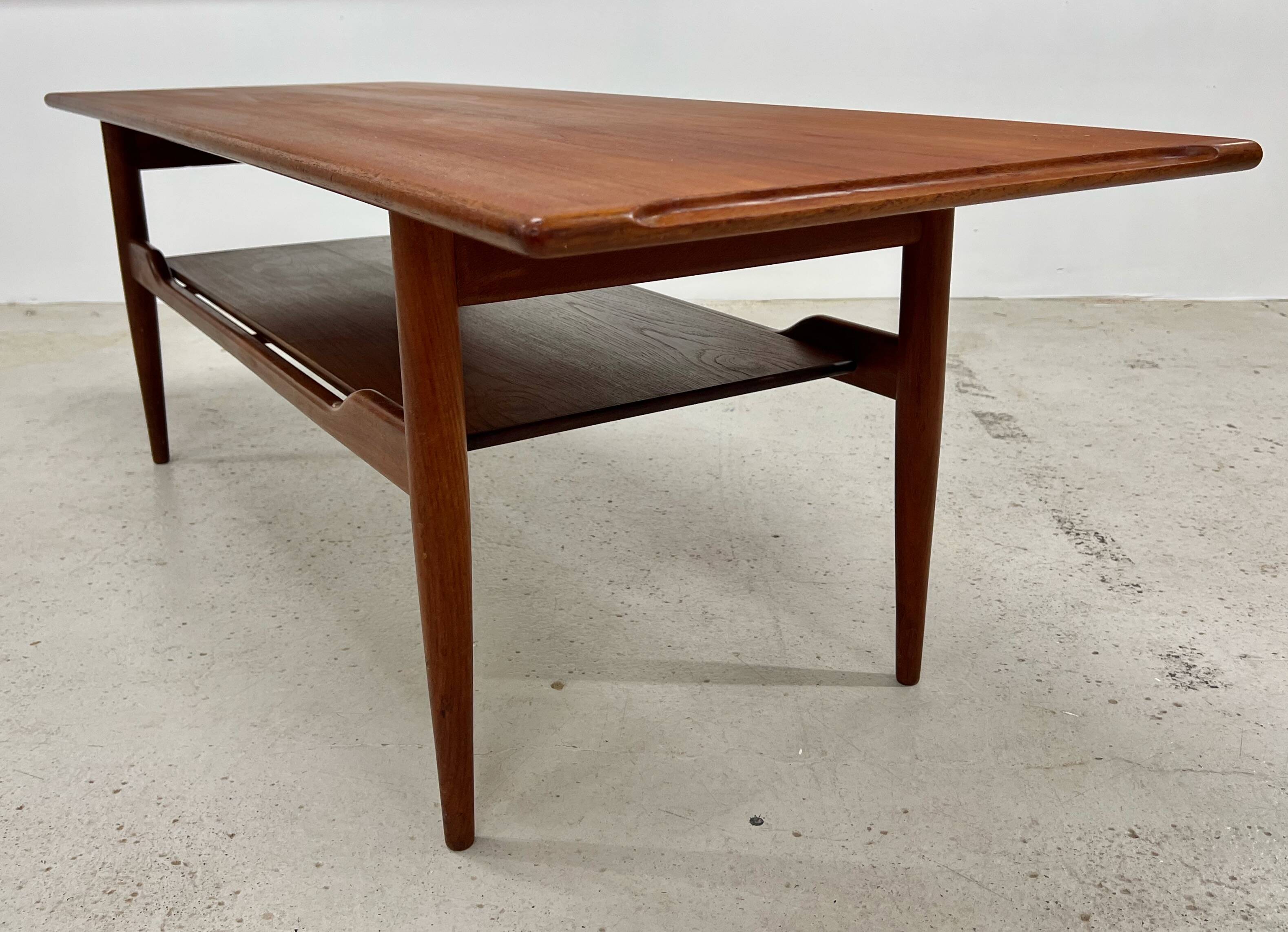 Table basse danoise en teck