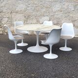 Salle à manger Eero Saarinen pour Knoll