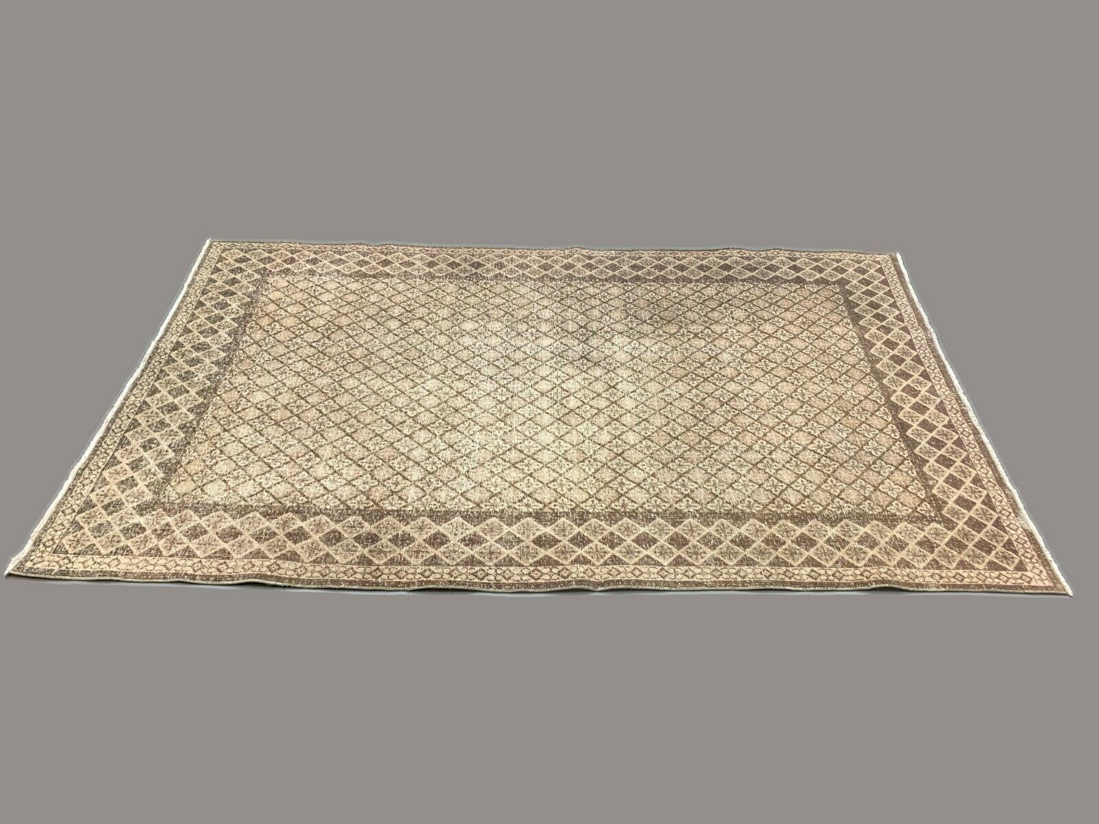 Turkish rug 225x137 cm wool