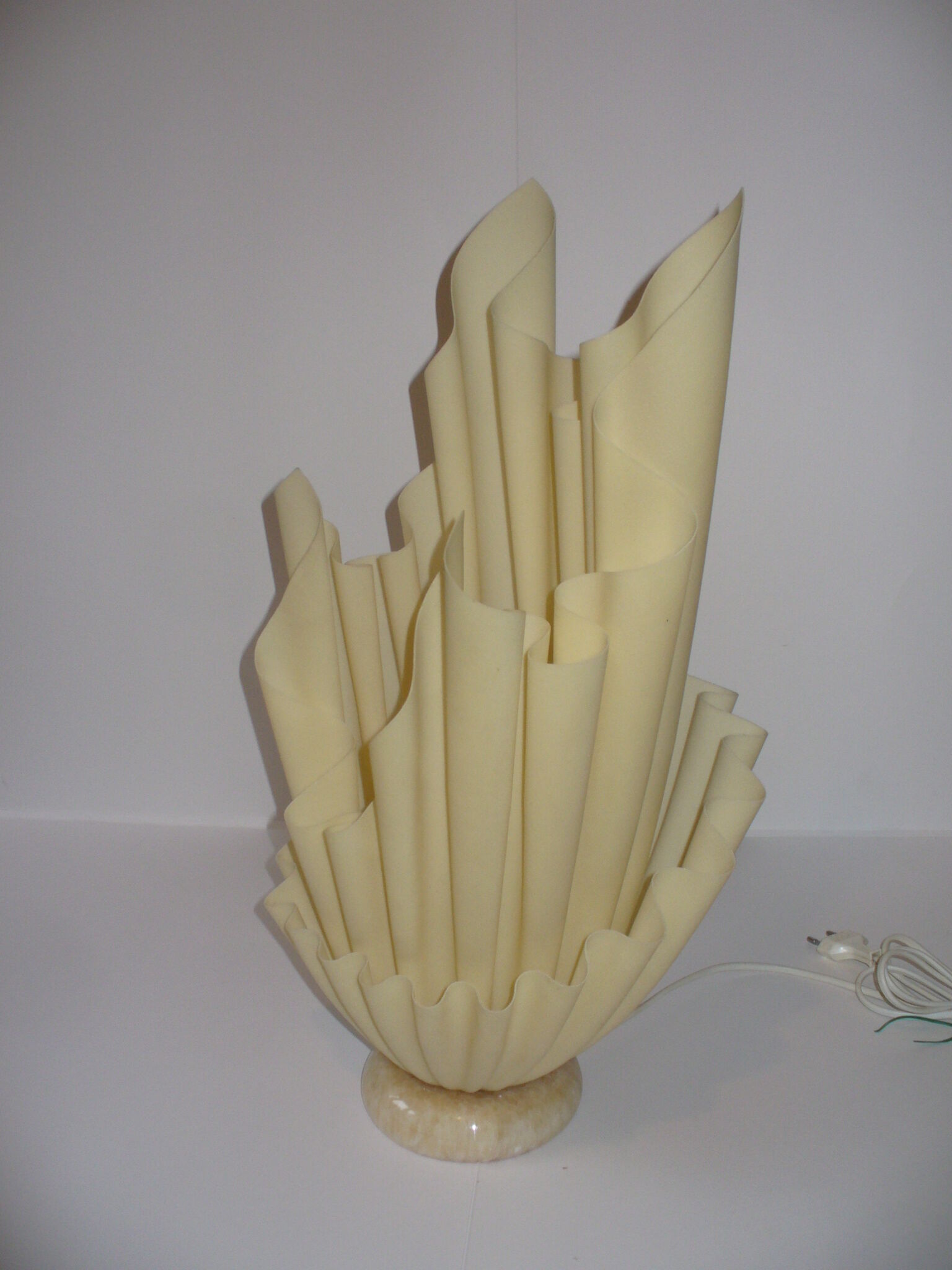 Corolla lamp from the 70s