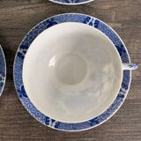 Service of 8 cups and saucers in Chinese blue porcelain.