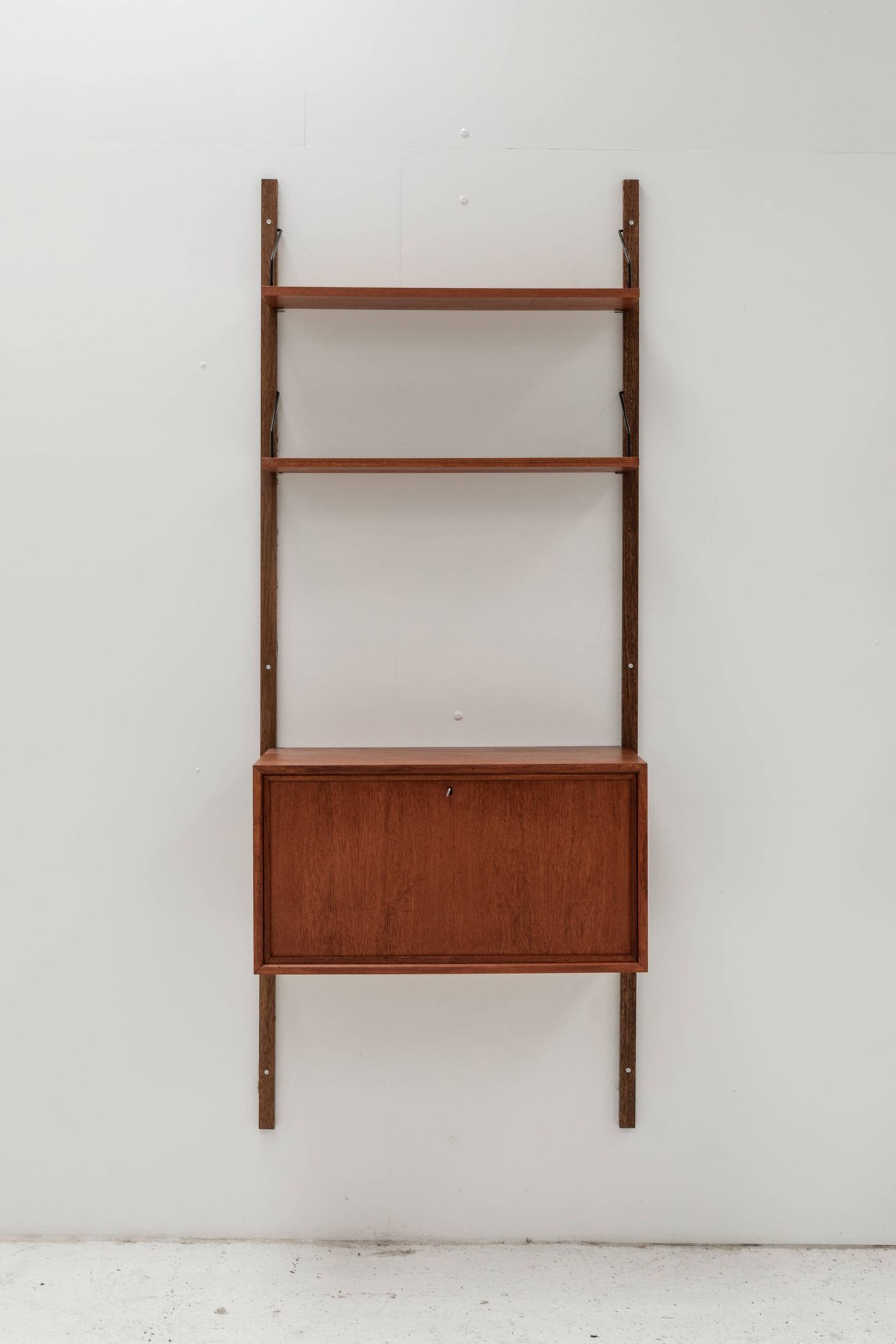 Wall unit by Poul Cadovius
