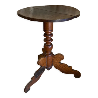 Louis Philippe wooden pedestal table of the nineteenth century