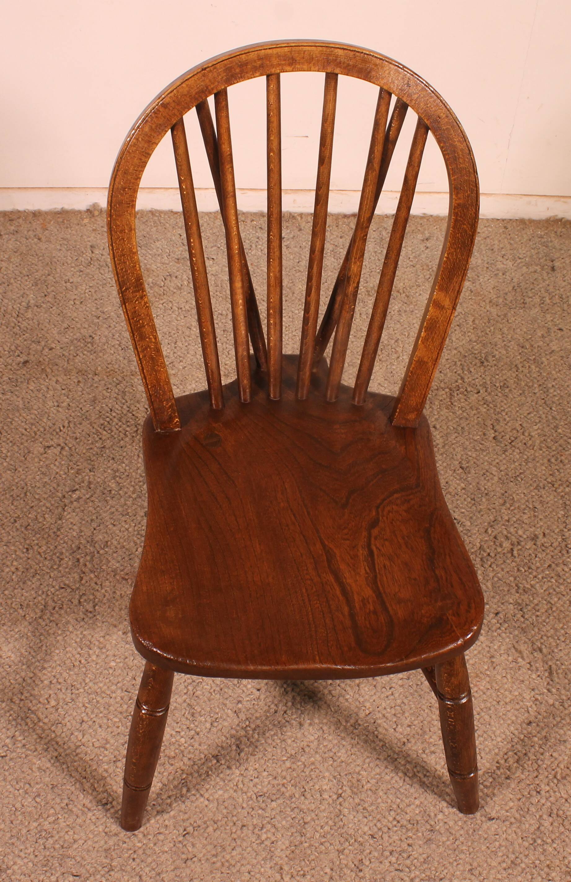 Série De 5 Chaises Windsor Du 19° Siècle