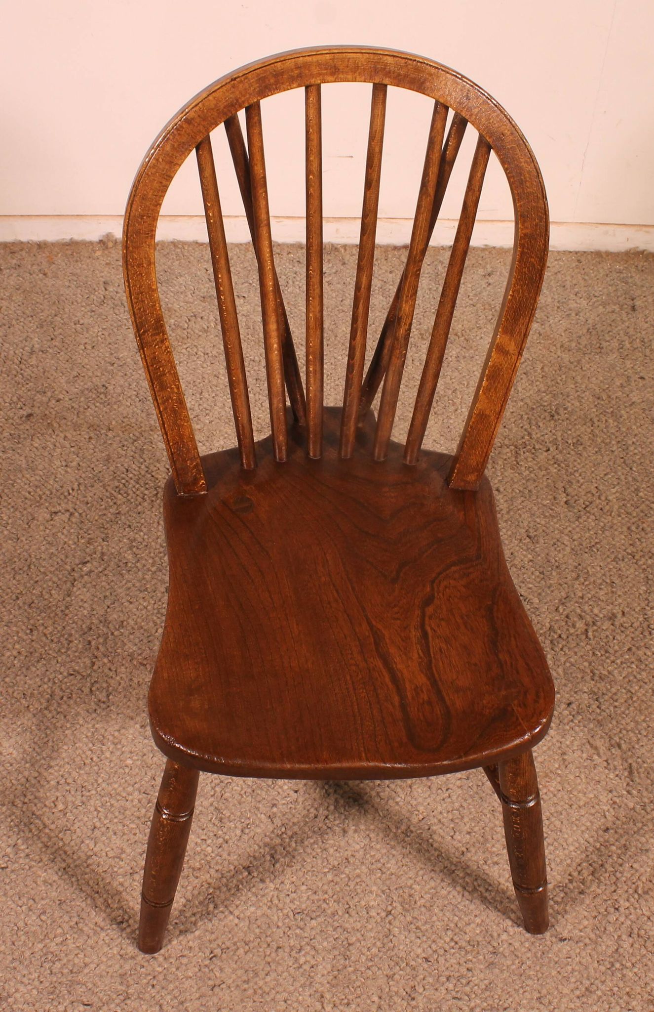 Série De 5 Chaises Windsor Du 19° Siècle