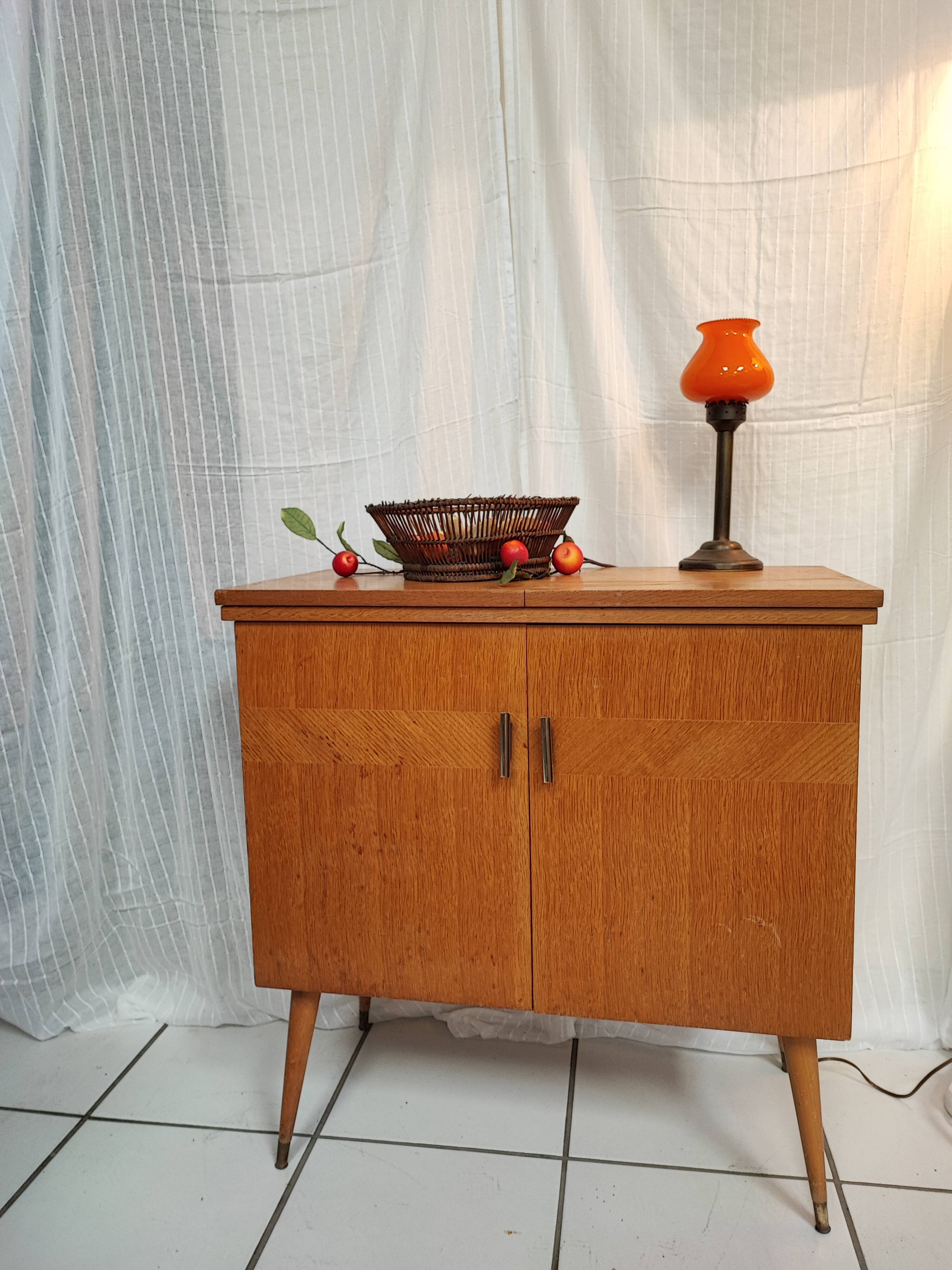 Chest of drawers furniture