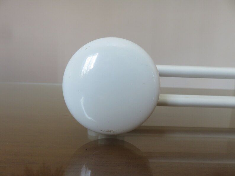 Coat rack 3 patères in white lacquered metal 70s