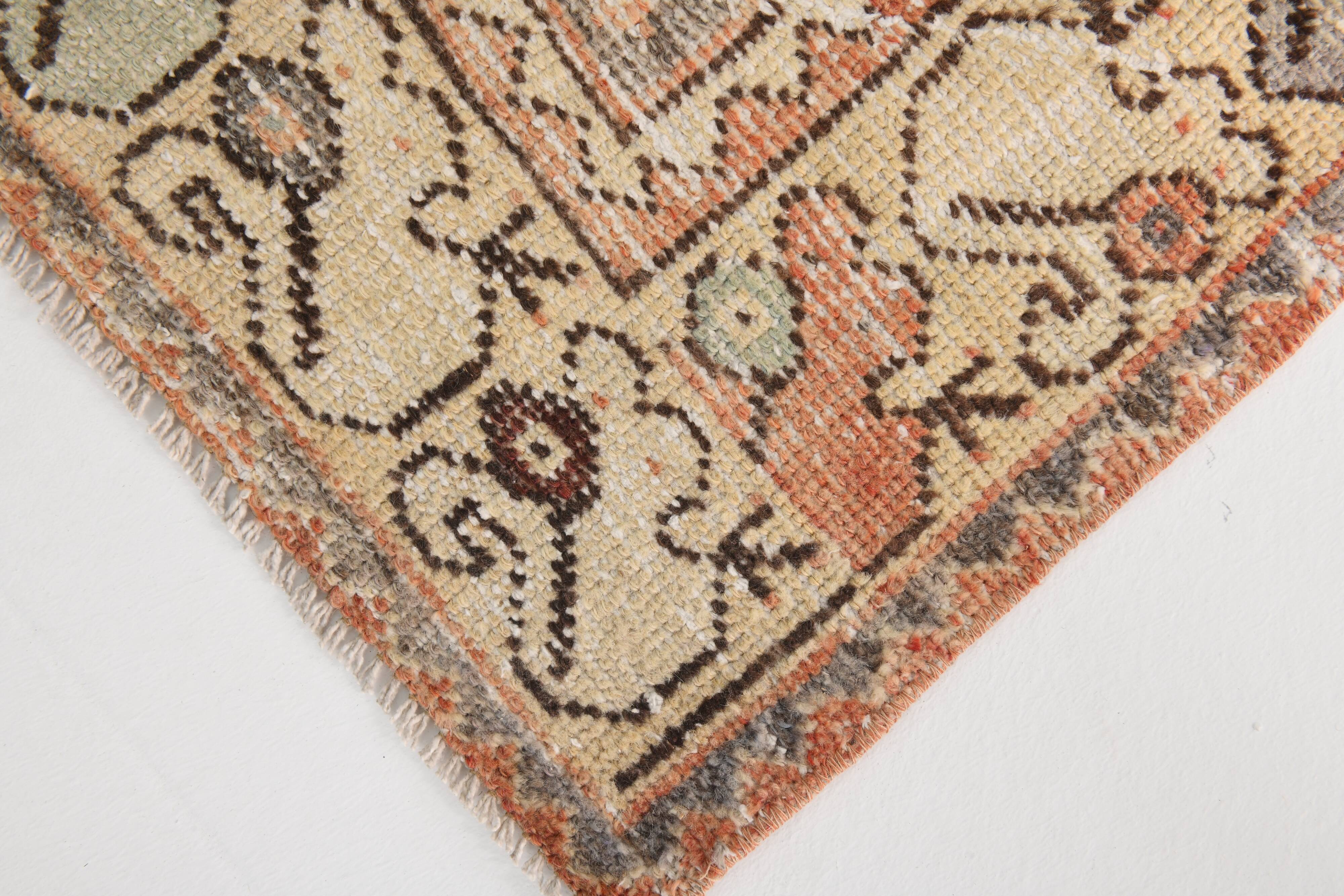 Red & Cream Vintage Runner Rug, 86x265Cm