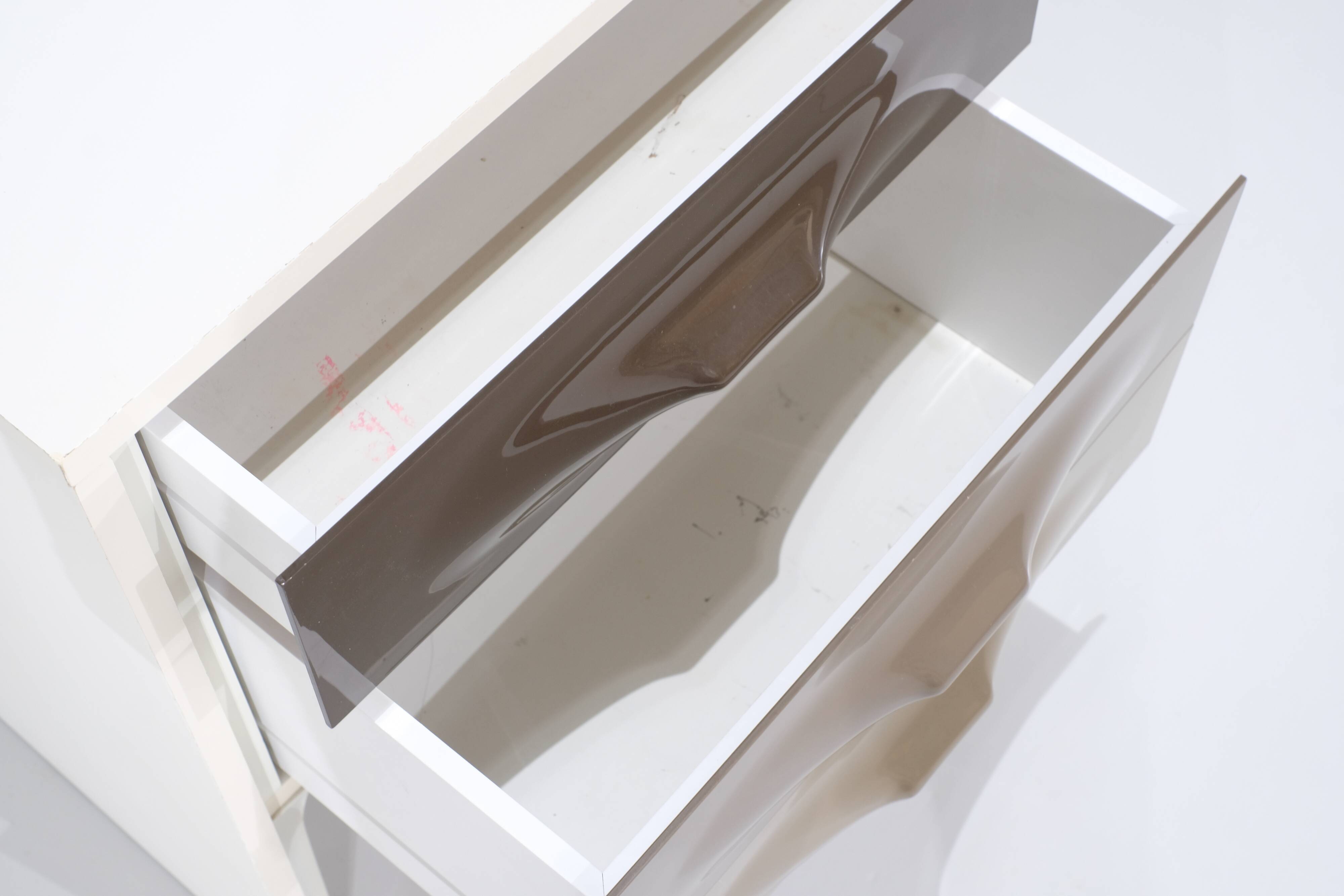 Nightstand "DF2000" by Raymond Loewy for Doubinsky Frères, France,