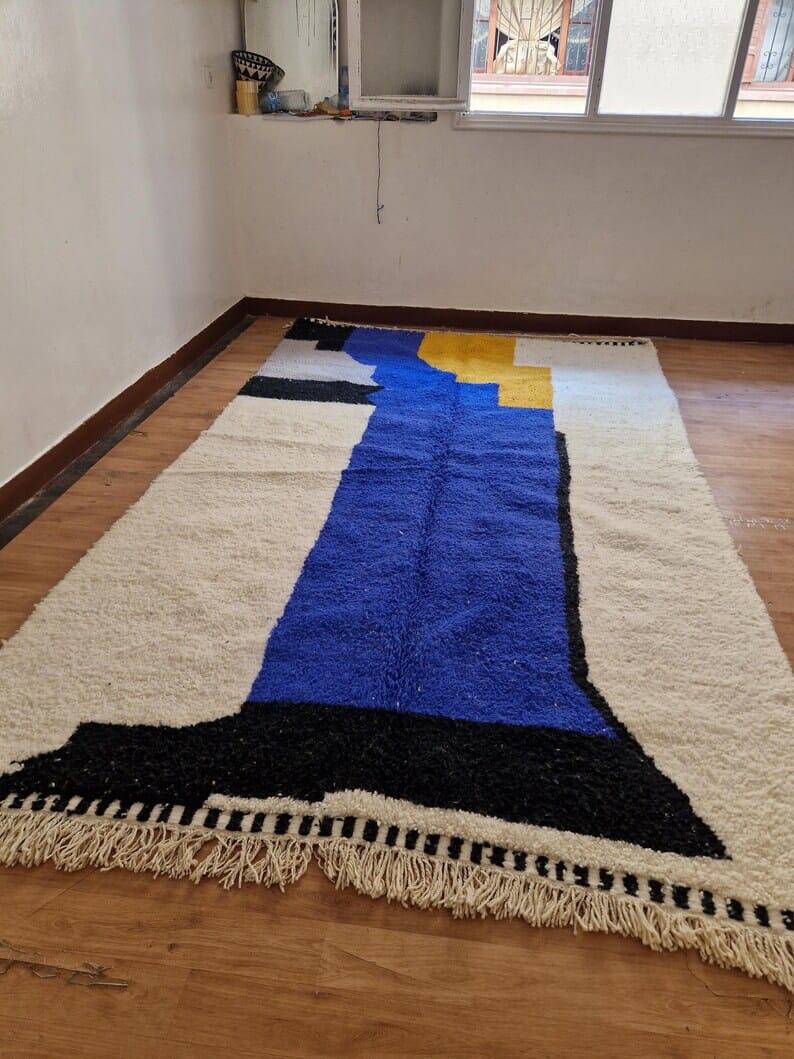 Beni Ouraine rug in natural wool, size 140 x 260 cm