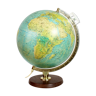 Pretty globe, Scan Globe with magnifying glass