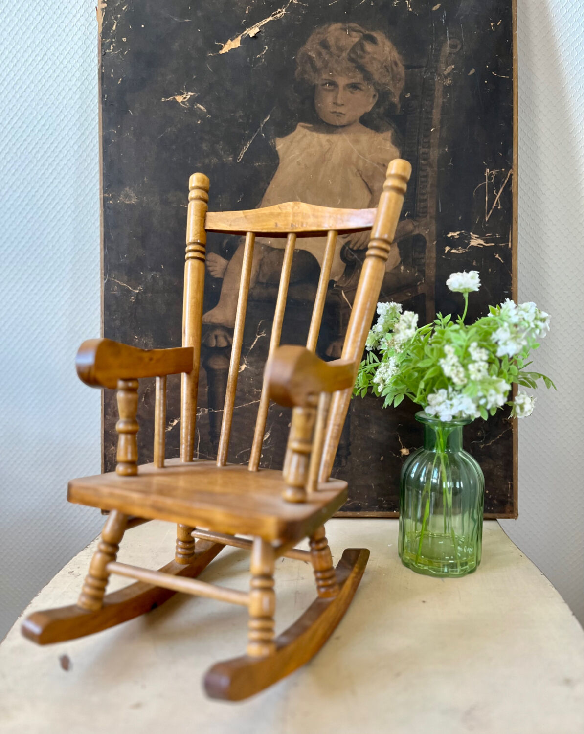 Grande chaise à bascule en bois jouet enfant vintage
