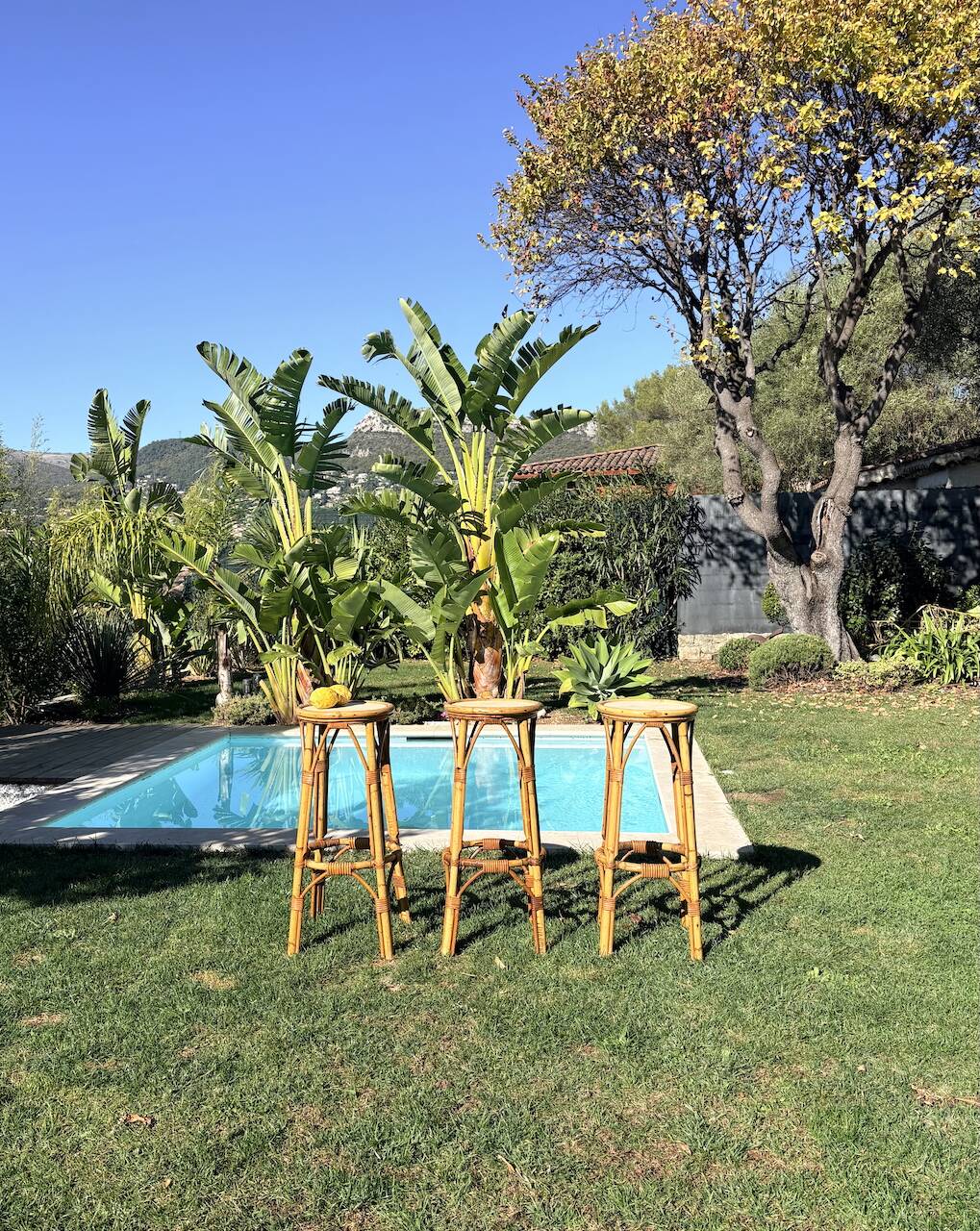 3 tabourets rotin vintage