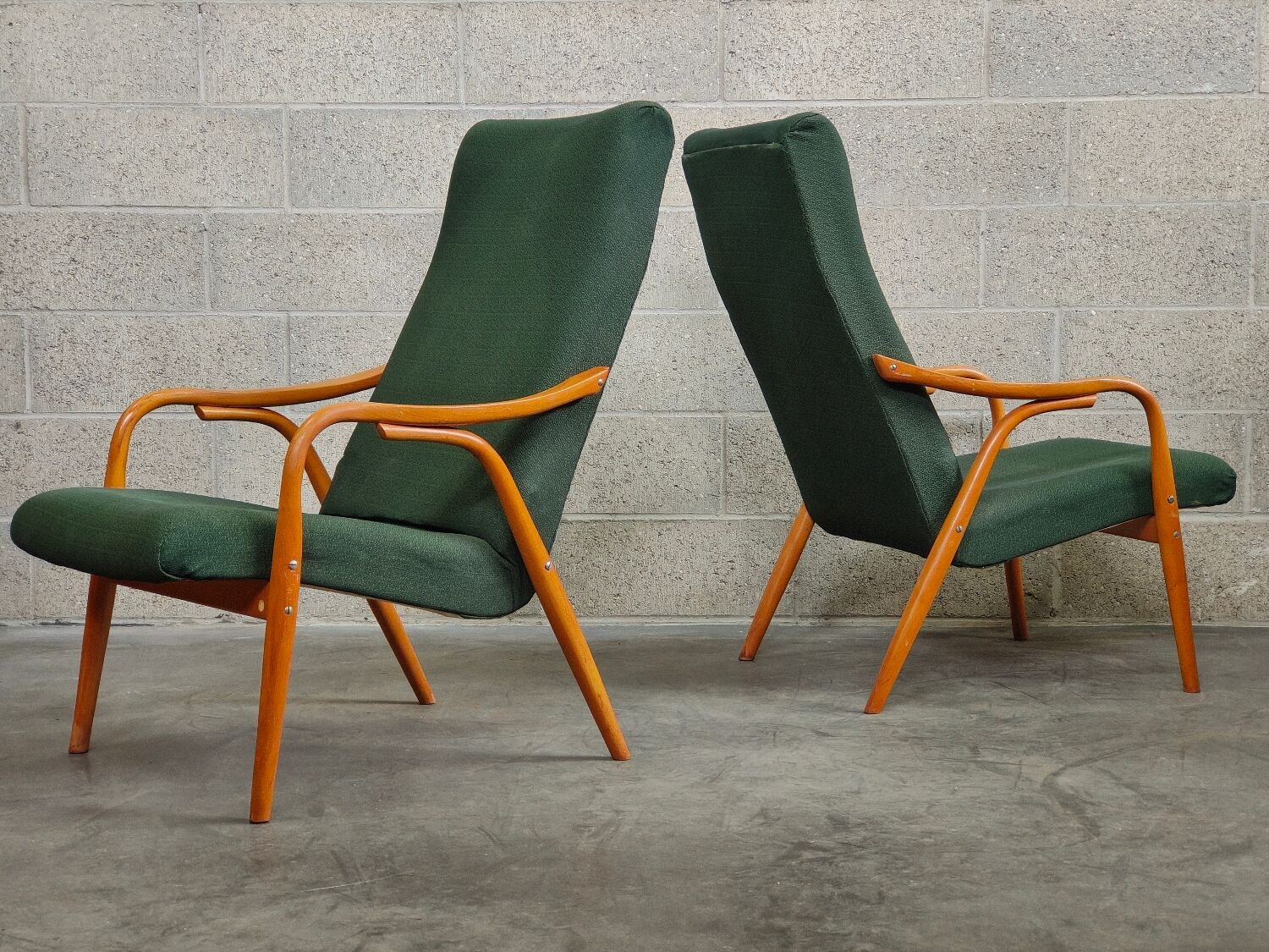 Pair of green armchairs by Antonin Suman for Ton Bystrice (Thonet) year 1960