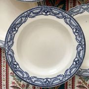 5 assiettes creuses terre de fer « Directoire » Salins