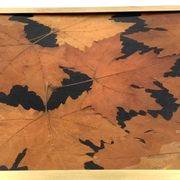 Hollywood regency brass and leaves resin tray, Montagnani Firenze Italy 1970s