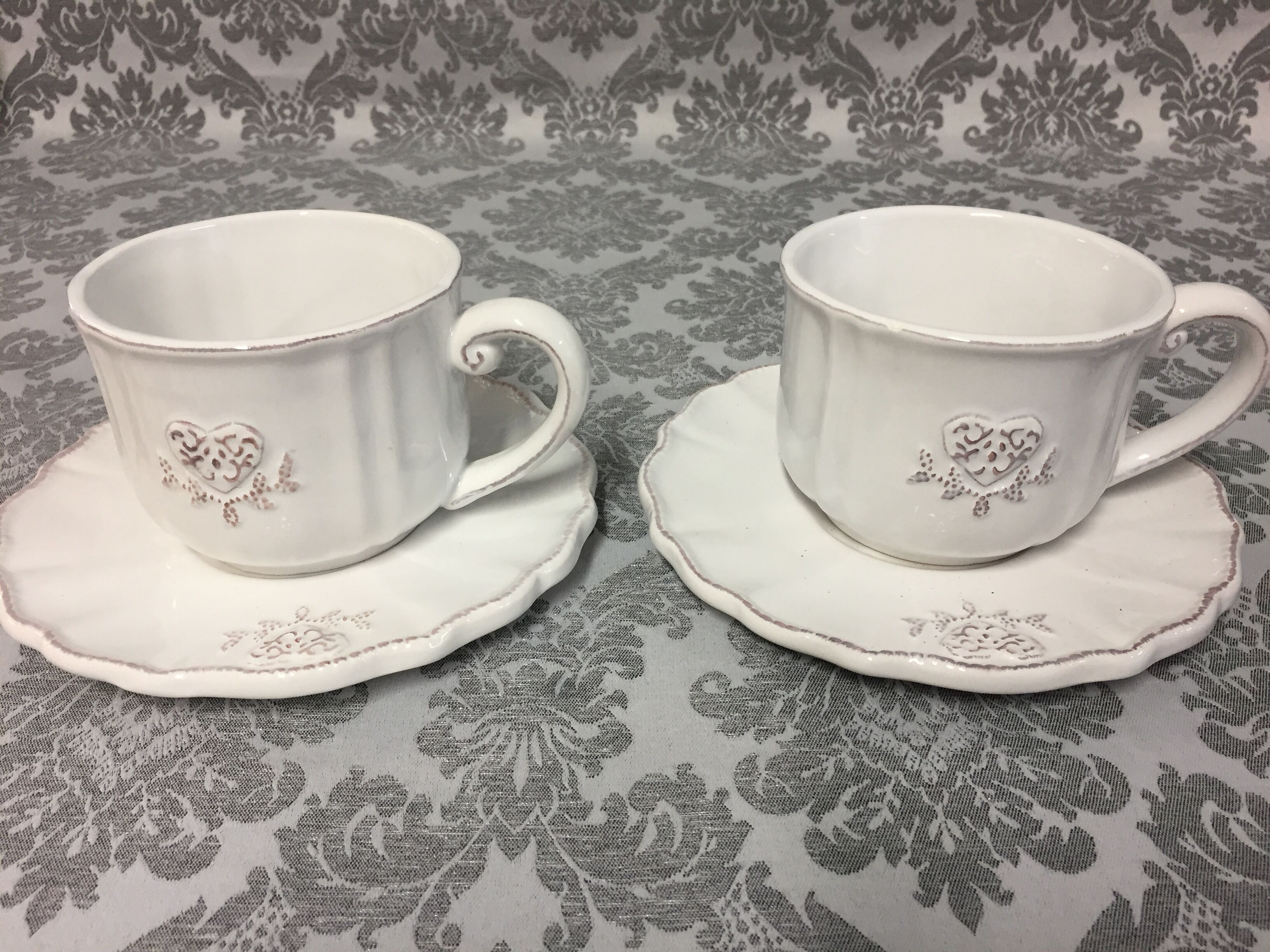 Fine earthenware set head-to-head cups heart tray