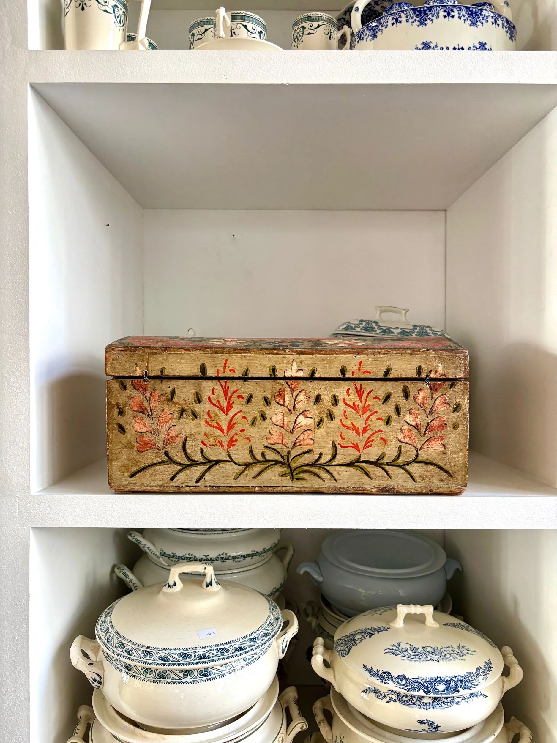 Painted wooden wedding box, early 20th century