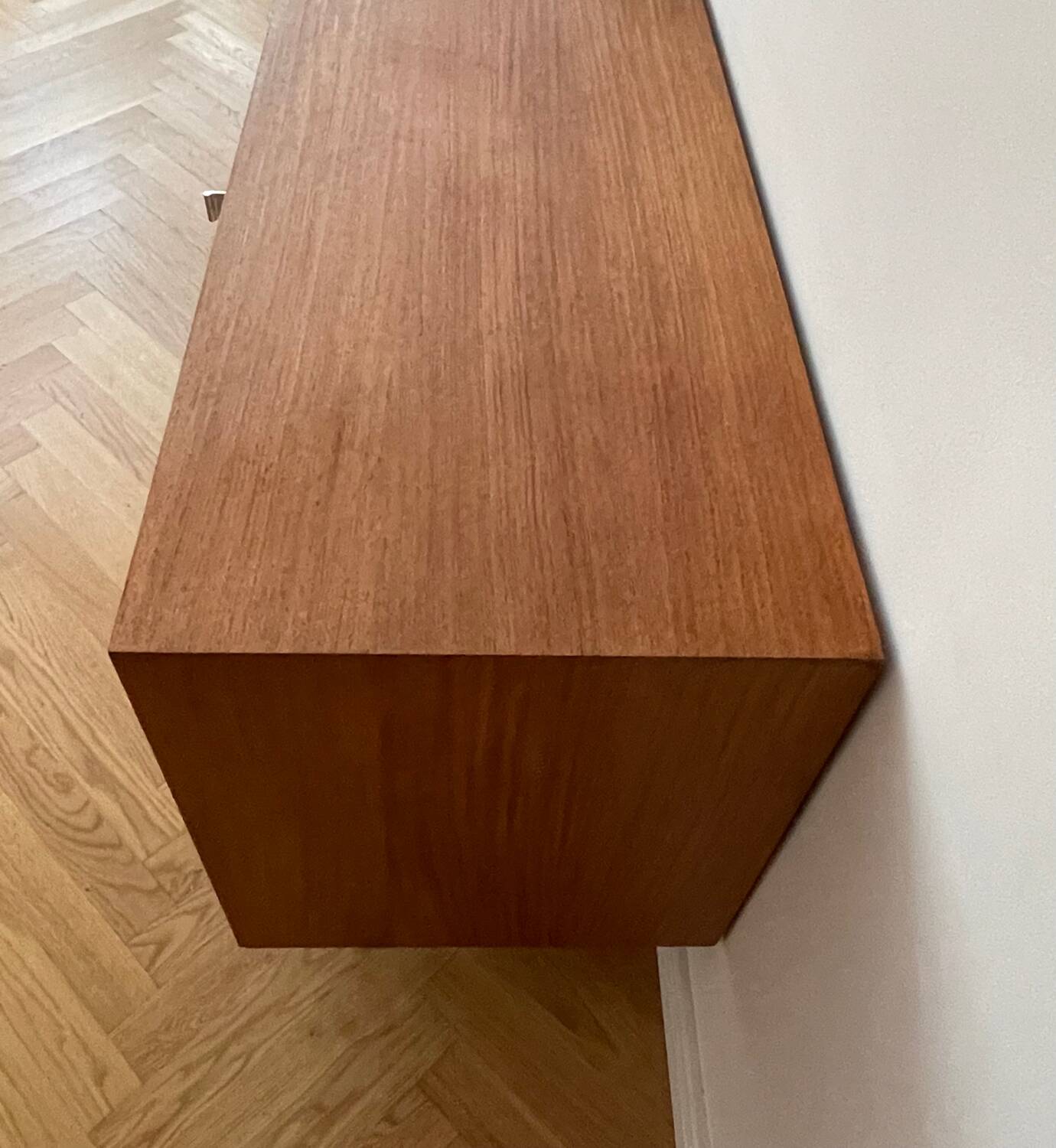 Florence Knoll Sideboard from 1946 by Knoll International