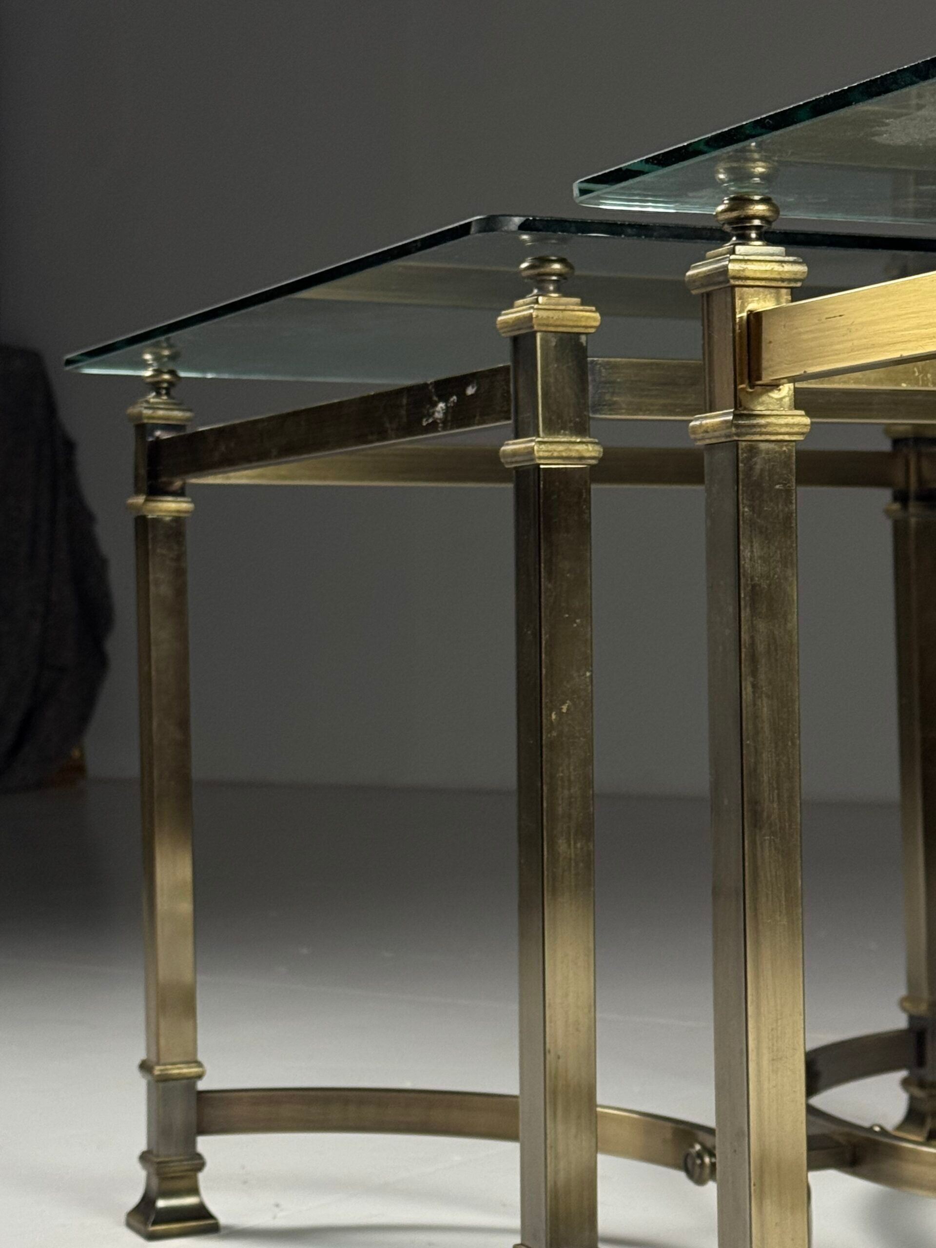Ensemble de 2 tables d'appoint en métal vintage