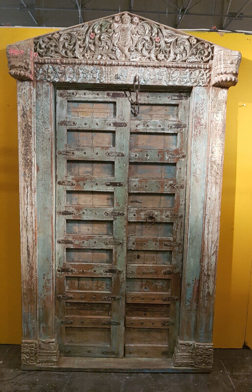 Door sculpted Indian Rajasthan old patina original old teak 145 x 15 x 250