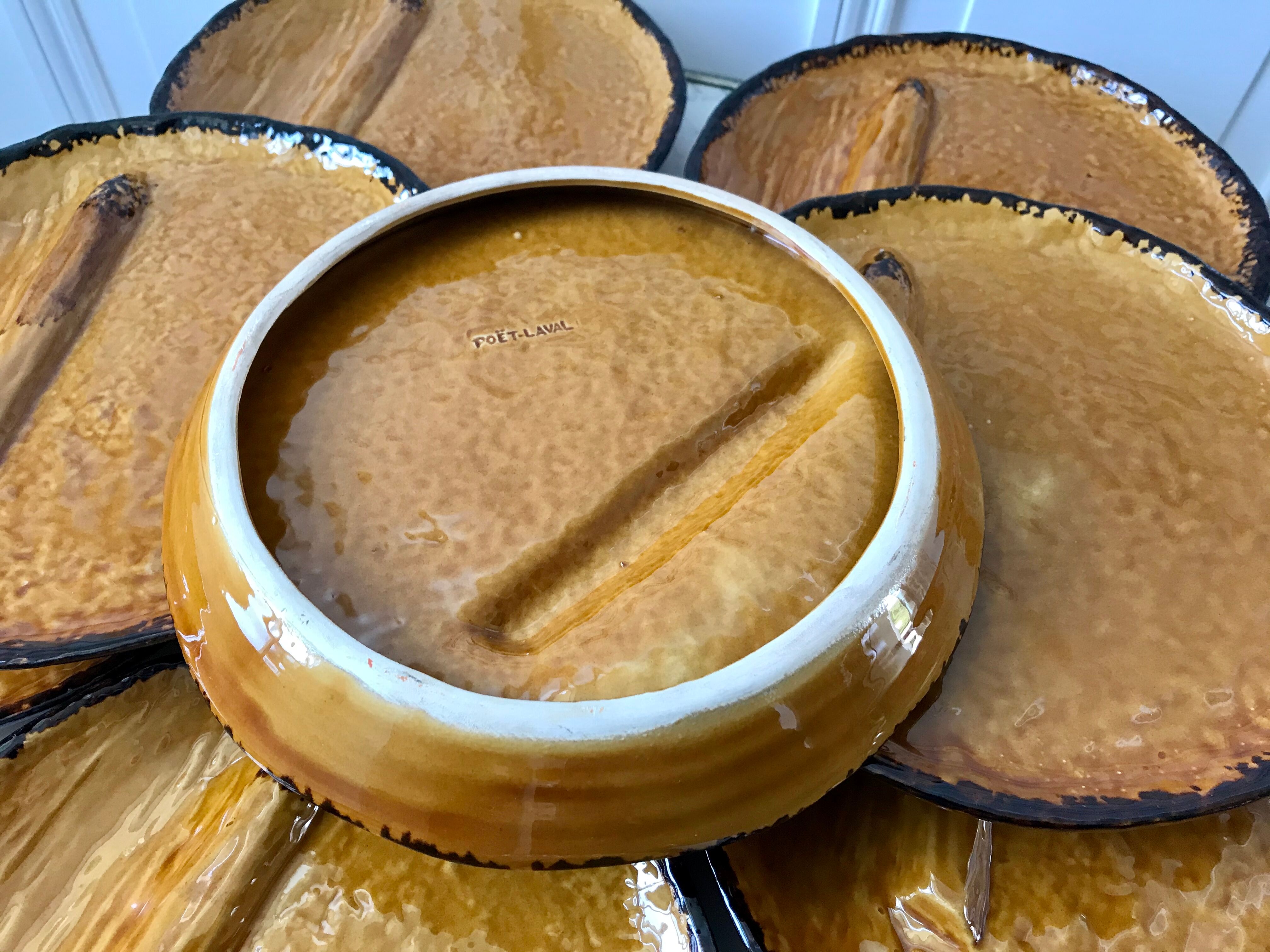 Set of 8 ceramic asparagus plates from Poët Laval 60s-70s