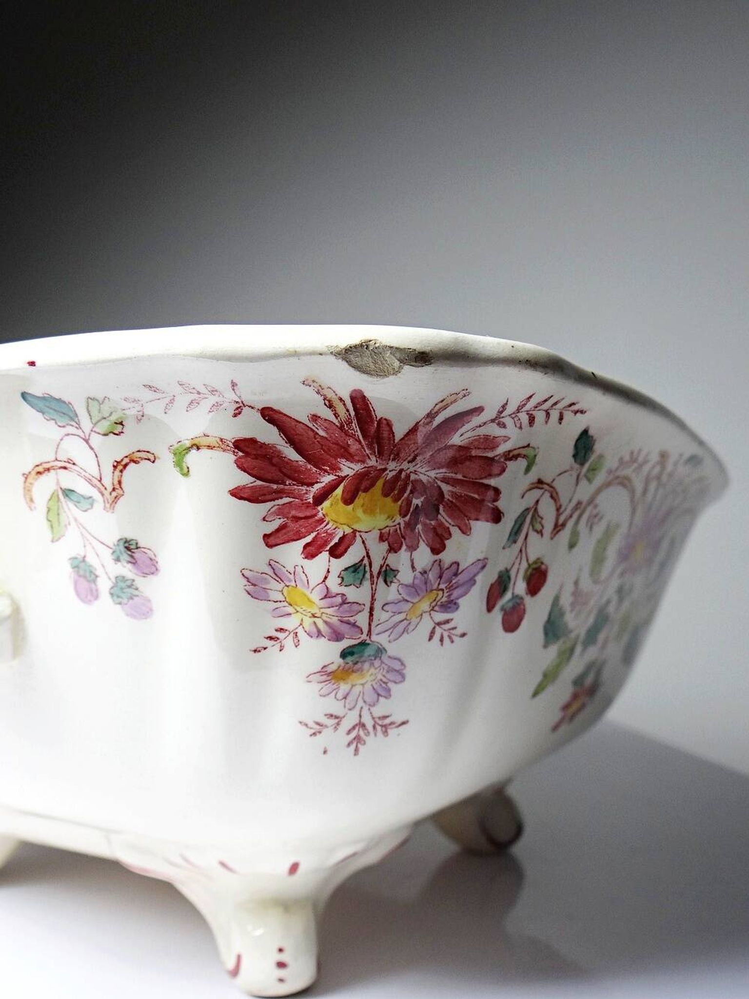 Antique Longchamp soup tureen/vegetable dish with polychrome daisies in ironstone.