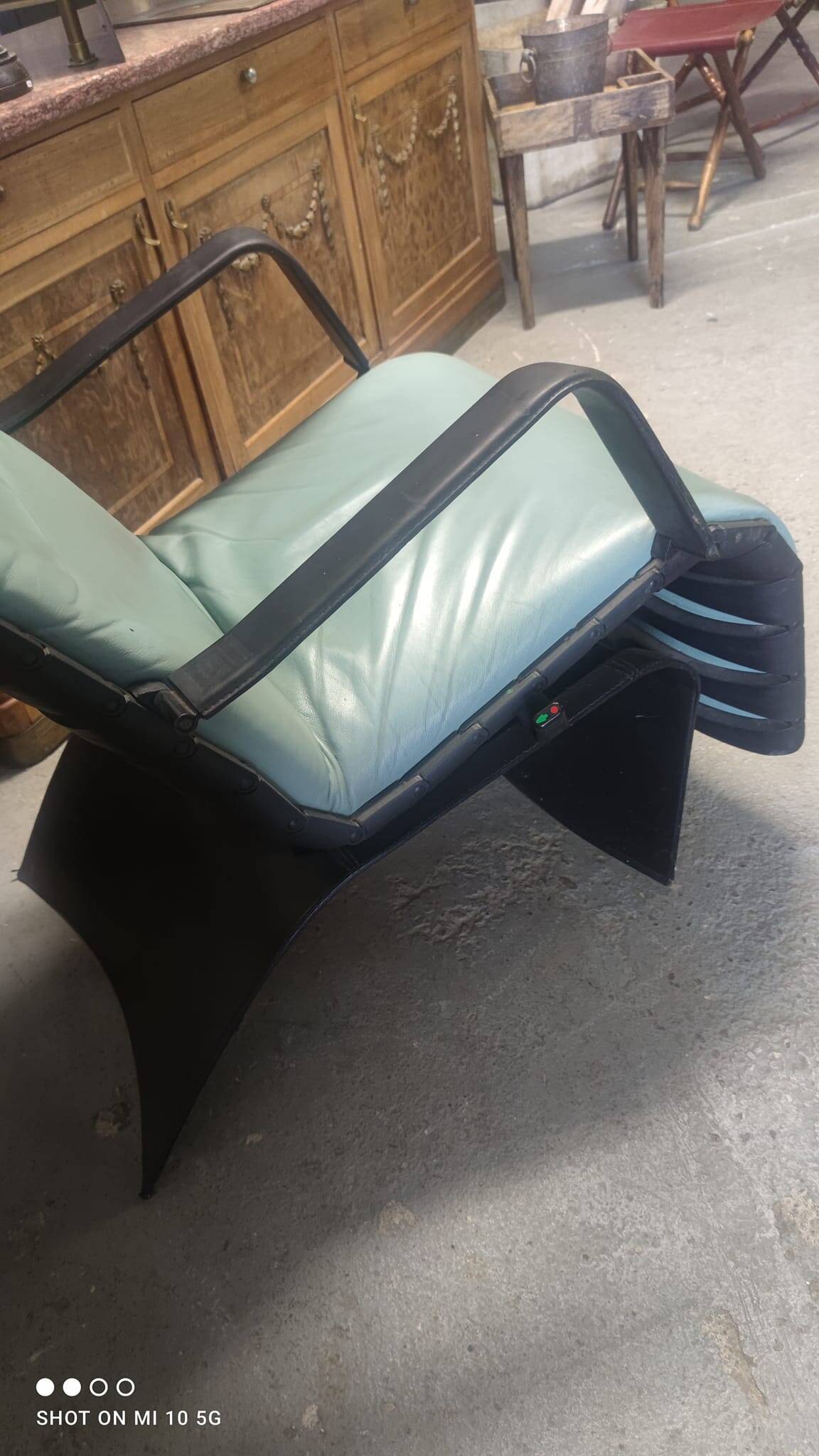 Pair of armchairs model antropovarius ferdinand porsche poltrona frau