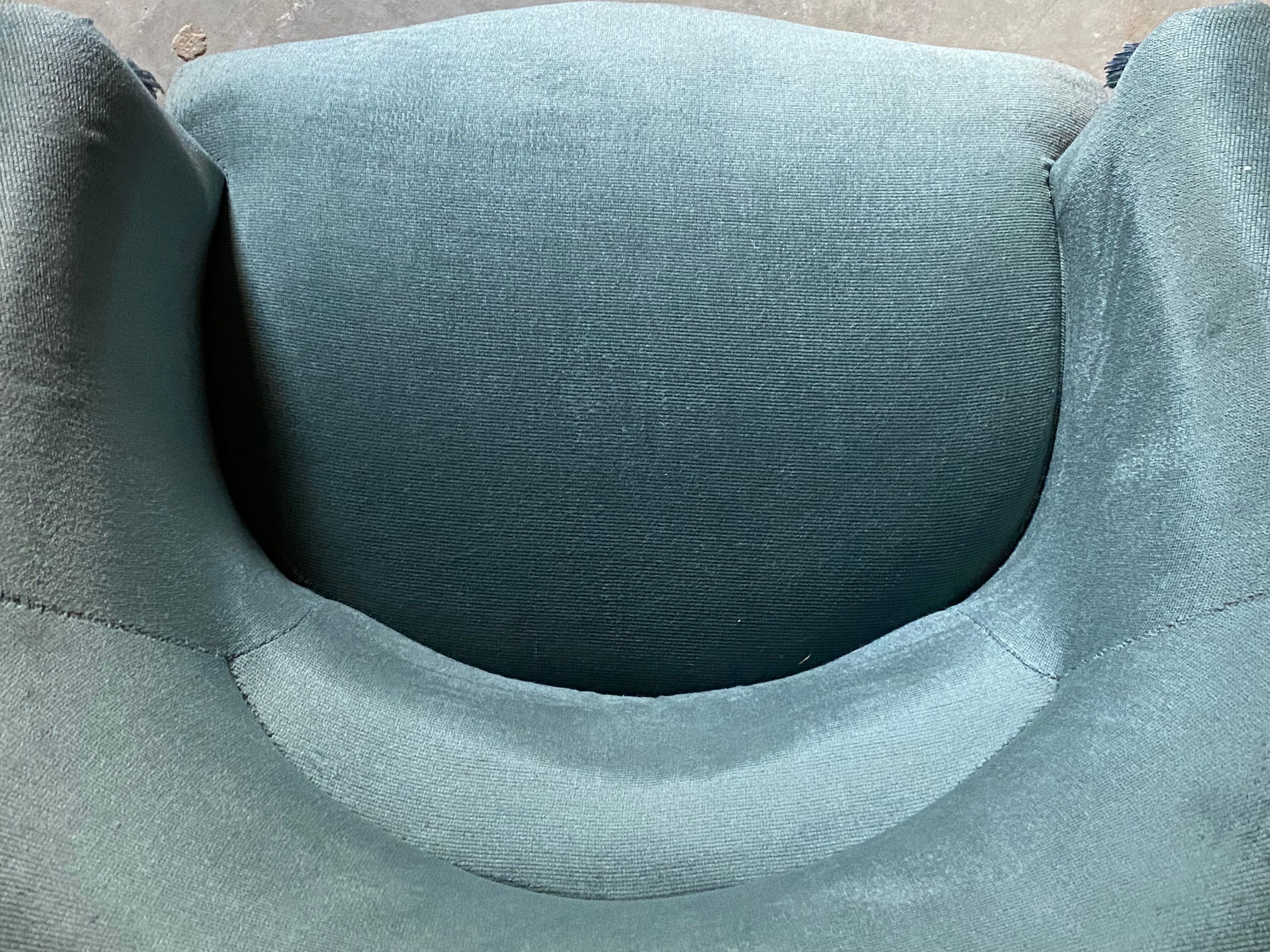 Velvet toad armchair