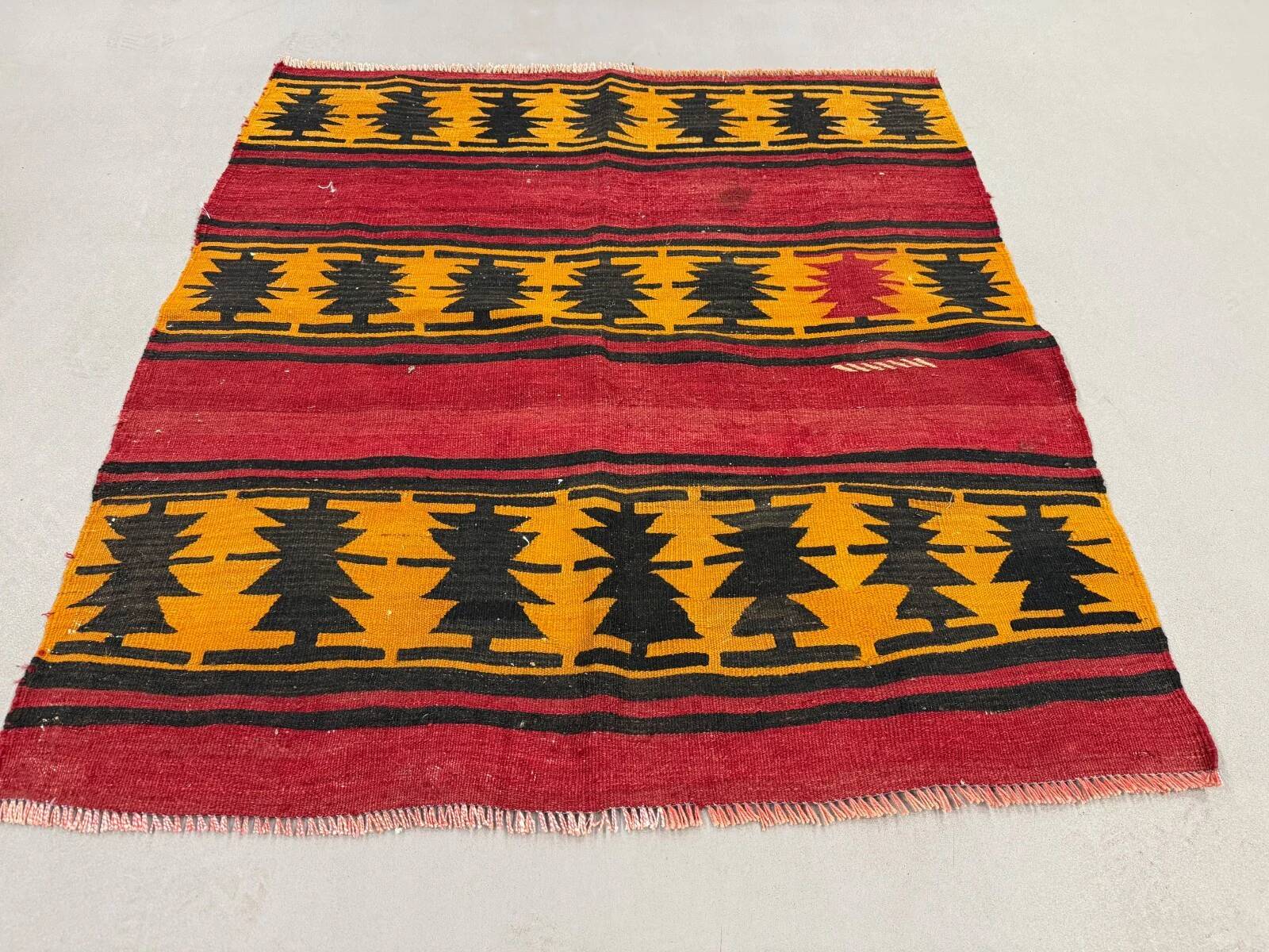 Small Turkish Kilim rug 116x110 cm square tribal kelim rug, 2517