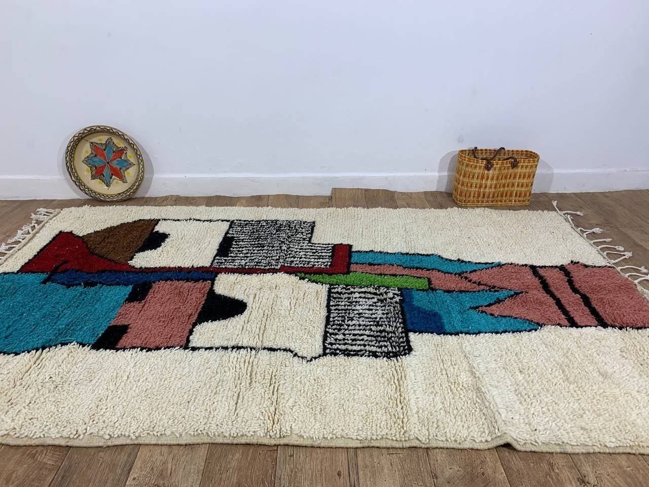 Handmade Moroccan Berber rug 250 x 150 cm