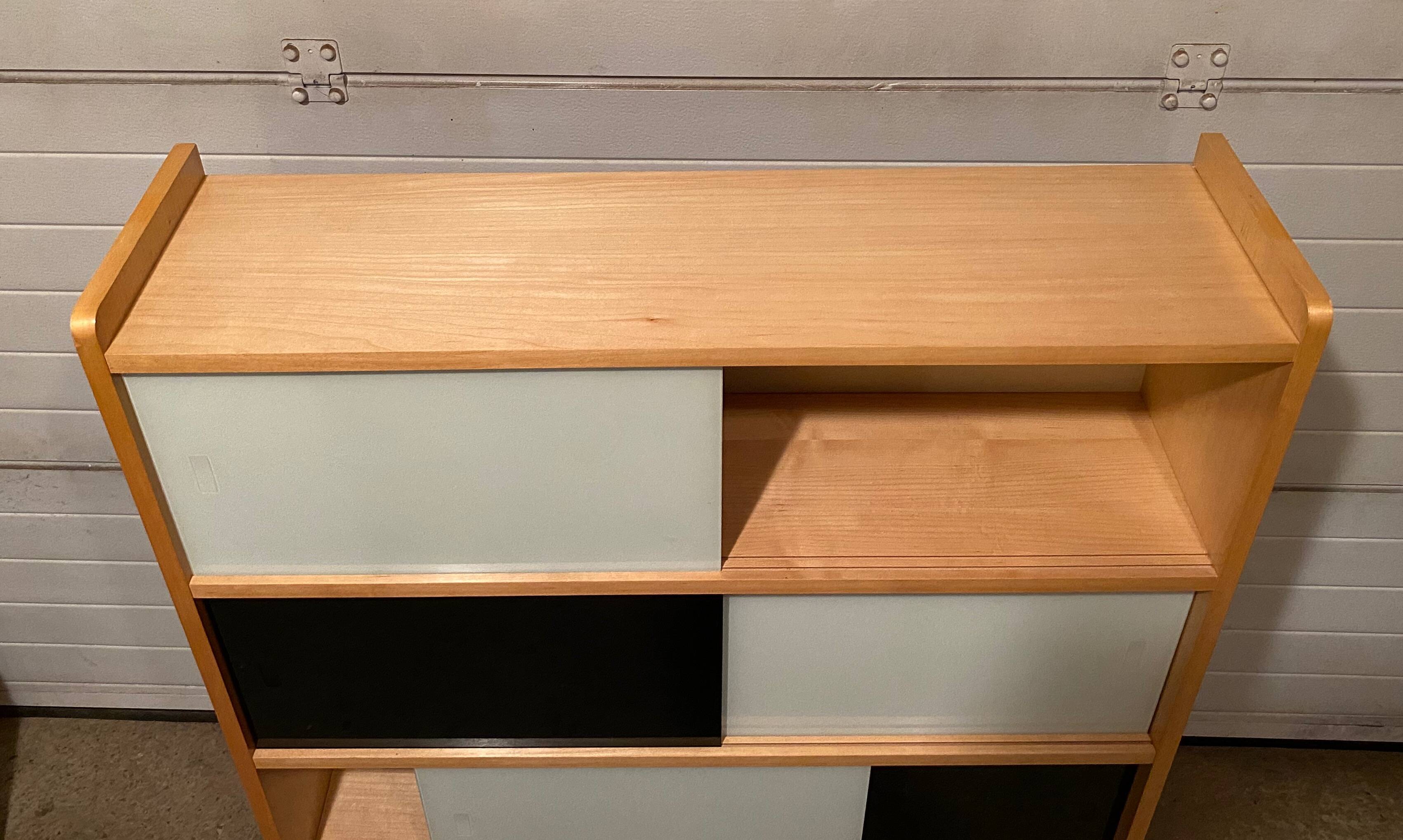 Vintage bookcase/display cabinet