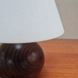 Wooden ball table lamp