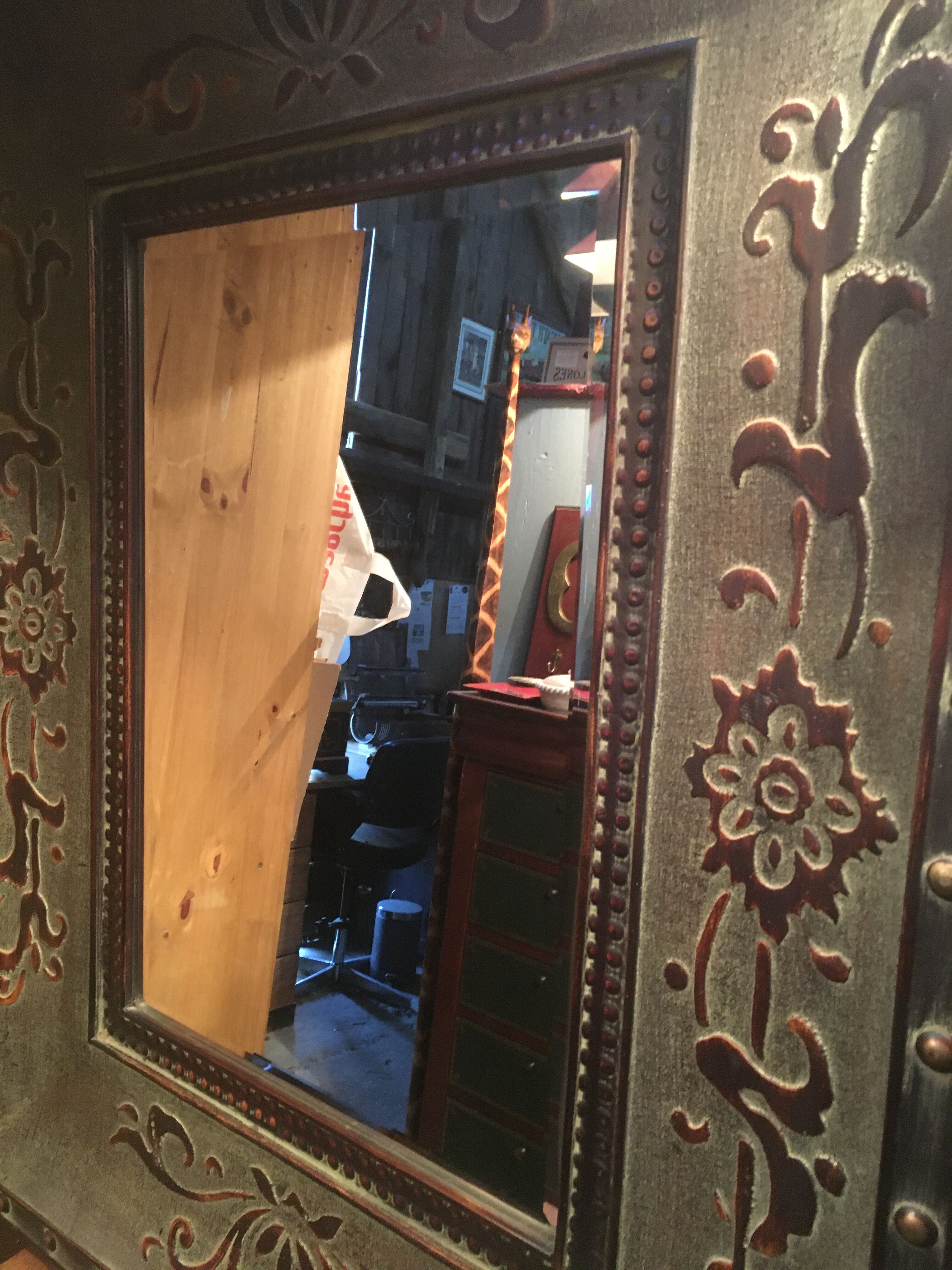 Beveled mirror in wood and resin, imitation wood/metal