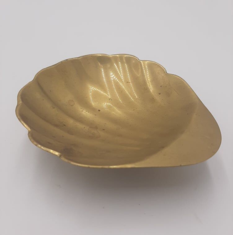 Brass soap holder