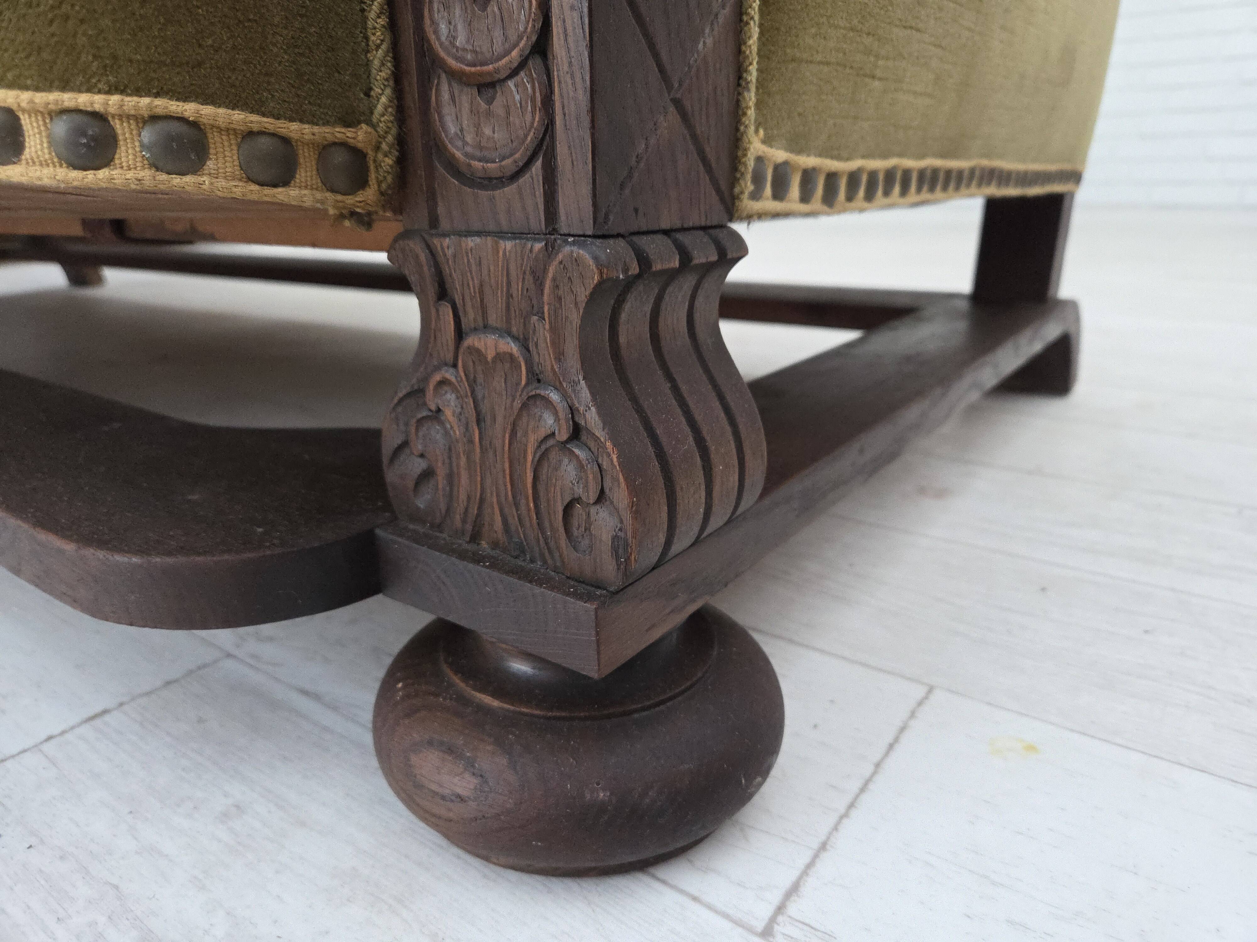 1950s, 3-seater Danish sofa, original condition, furniture velour, oak.