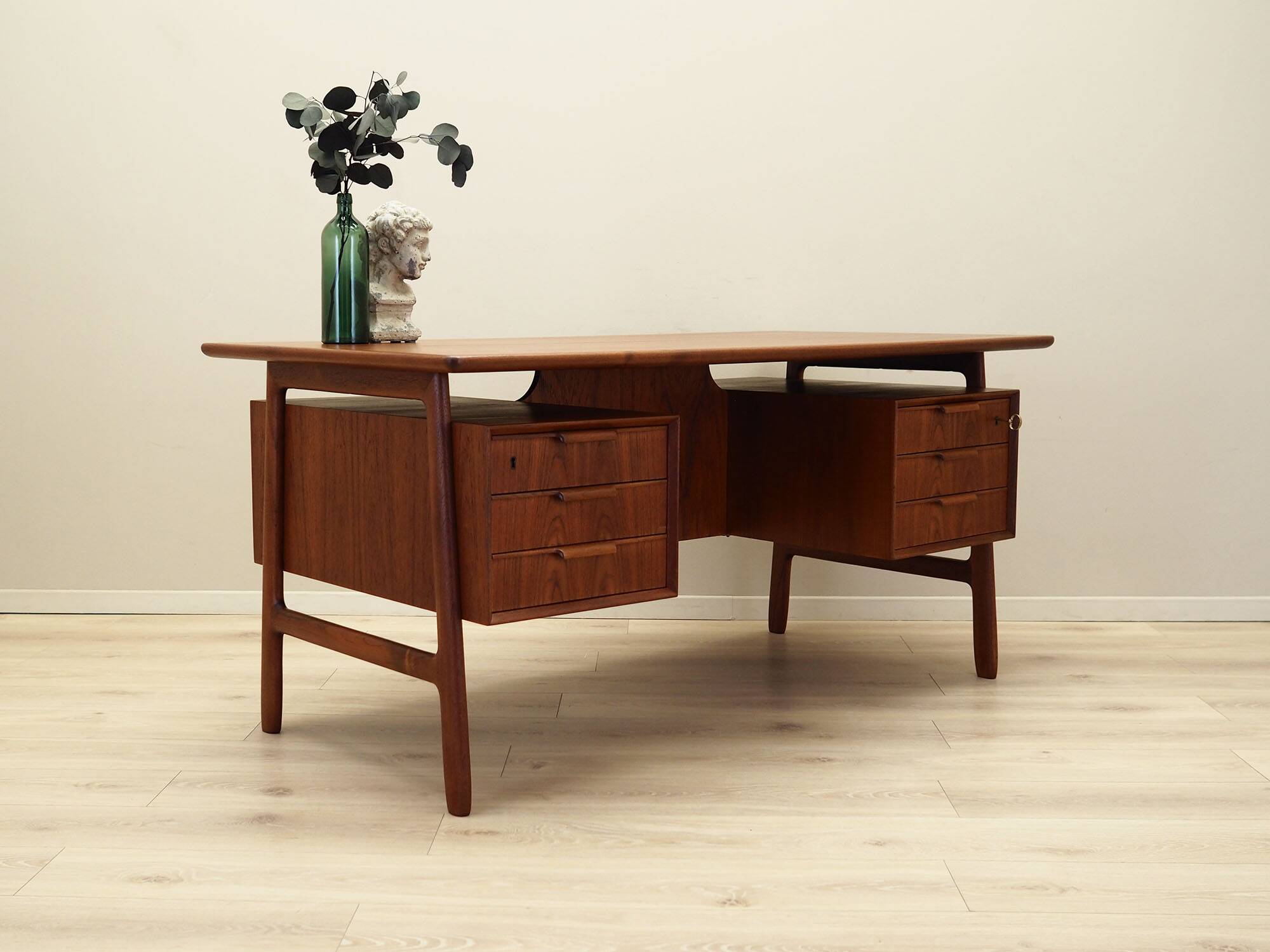 Teak desk, Danish design, 1970s, manufacturer: Omann Jun