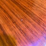Pedestal table
