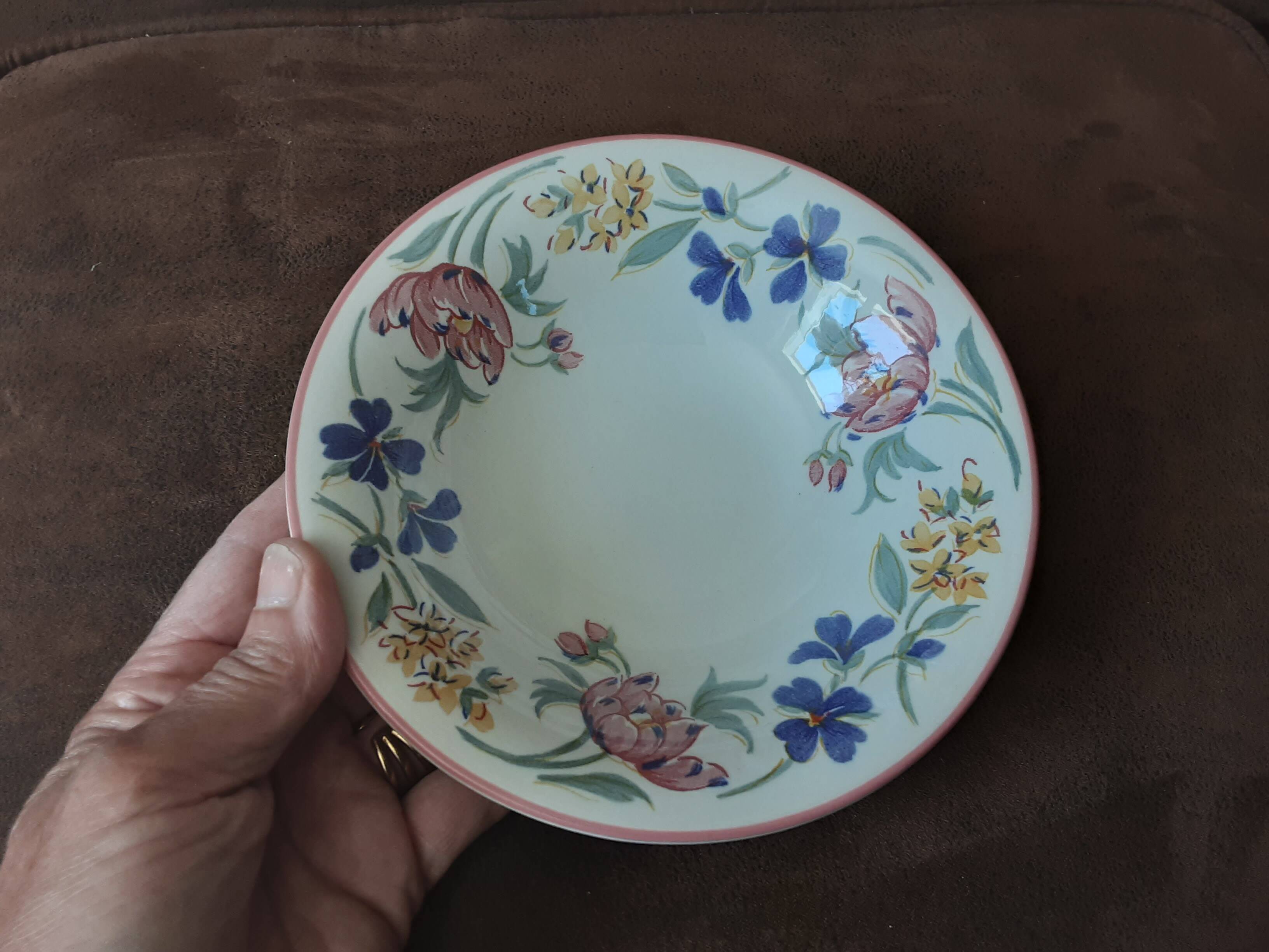 Set of 8 Chelsea England bowls